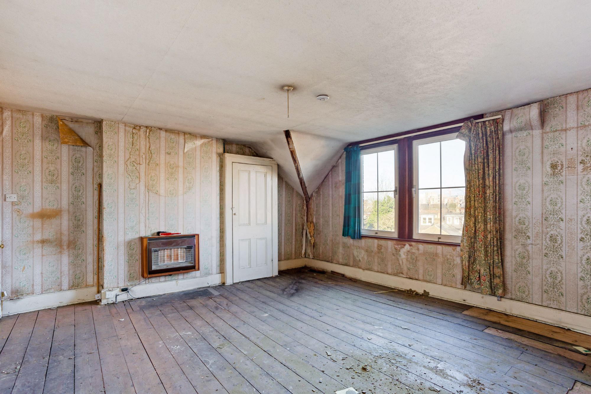 10 Ribblesdale Road, Hornsey, London N8 7EP