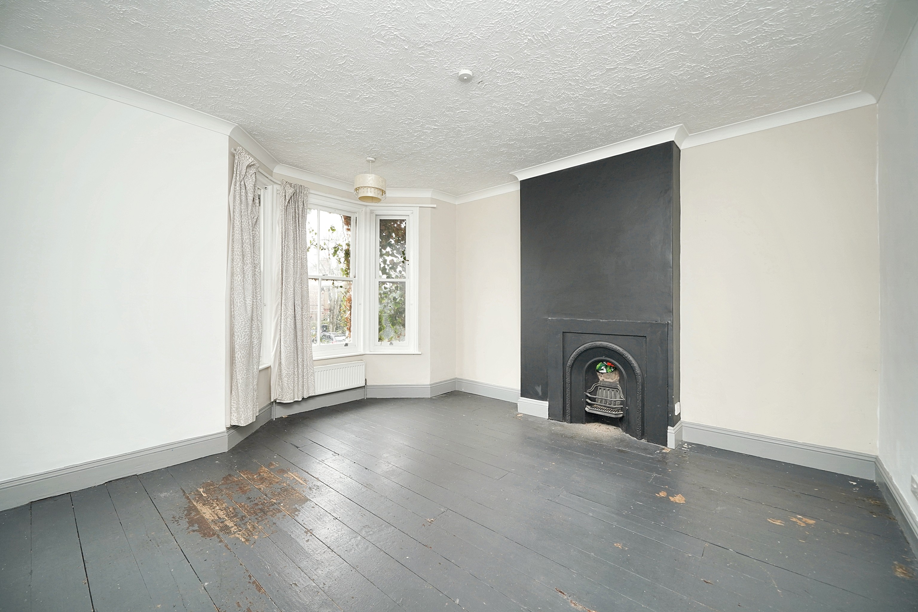 128 Tarring Road, Worthing, West Sussex, BN11 4HA