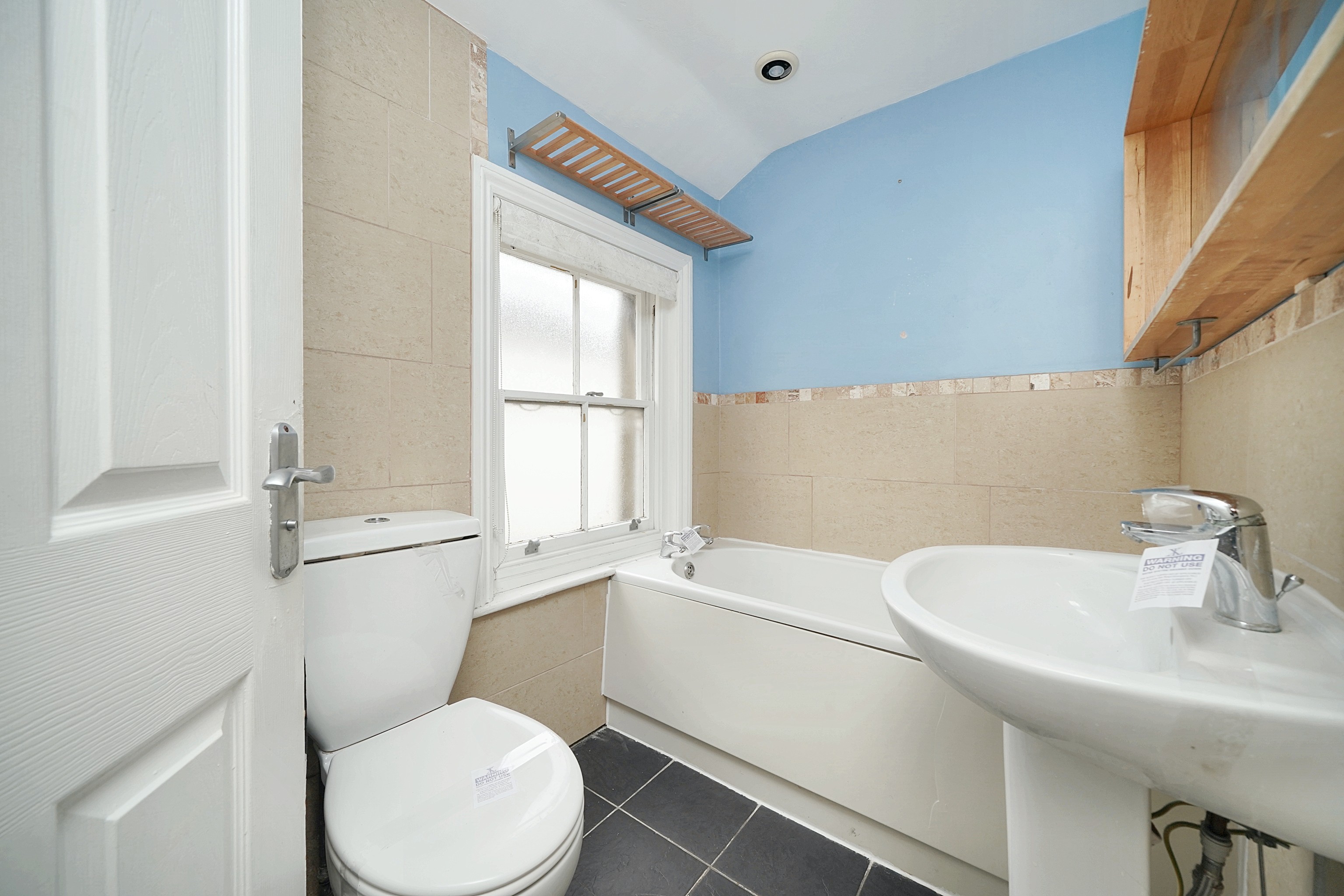 128 Tarring Road, Worthing, West Sussex, BN11 4HA