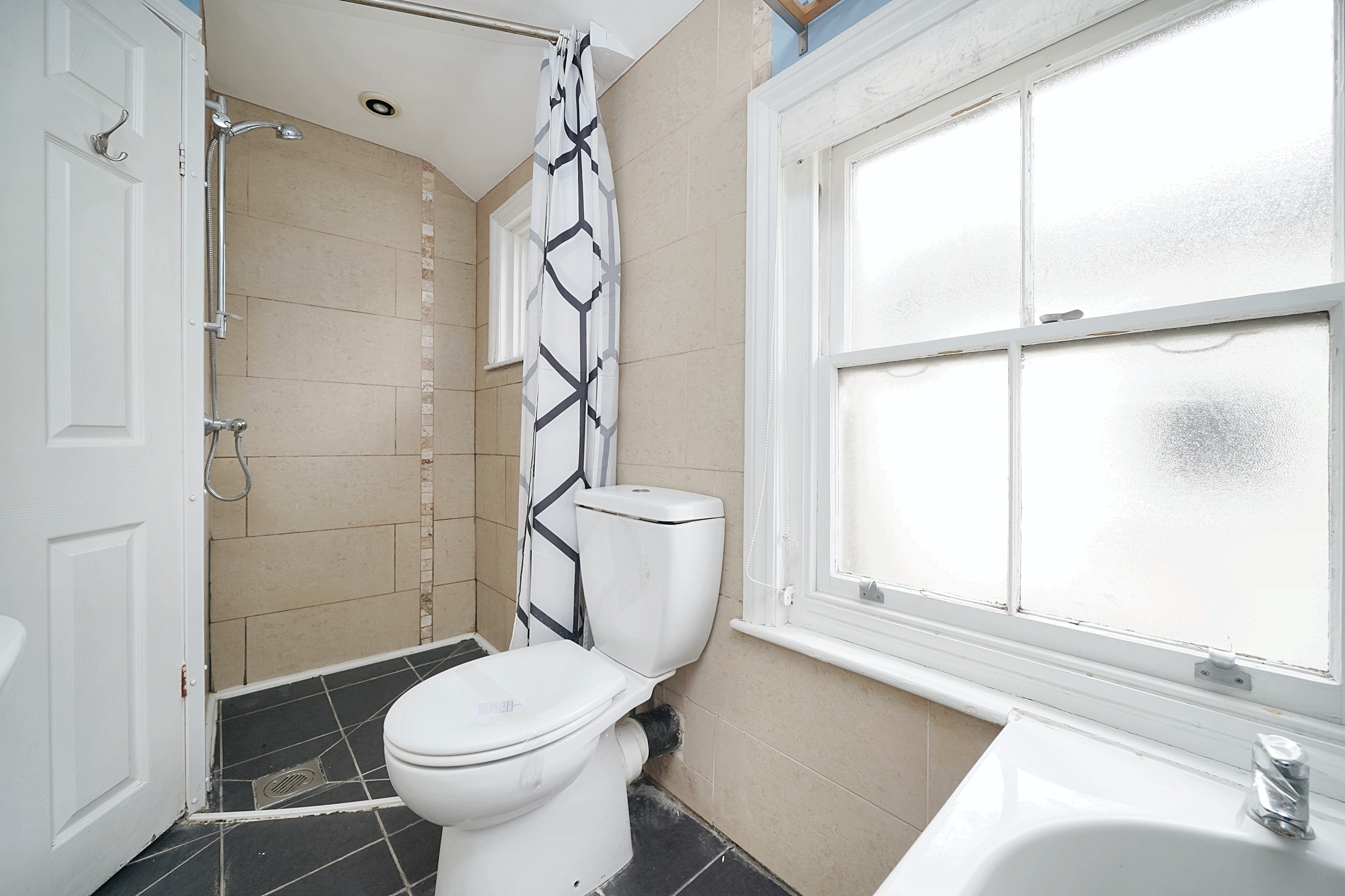 128 Tarring Road, Worthing, West Sussex, BN11 4HA