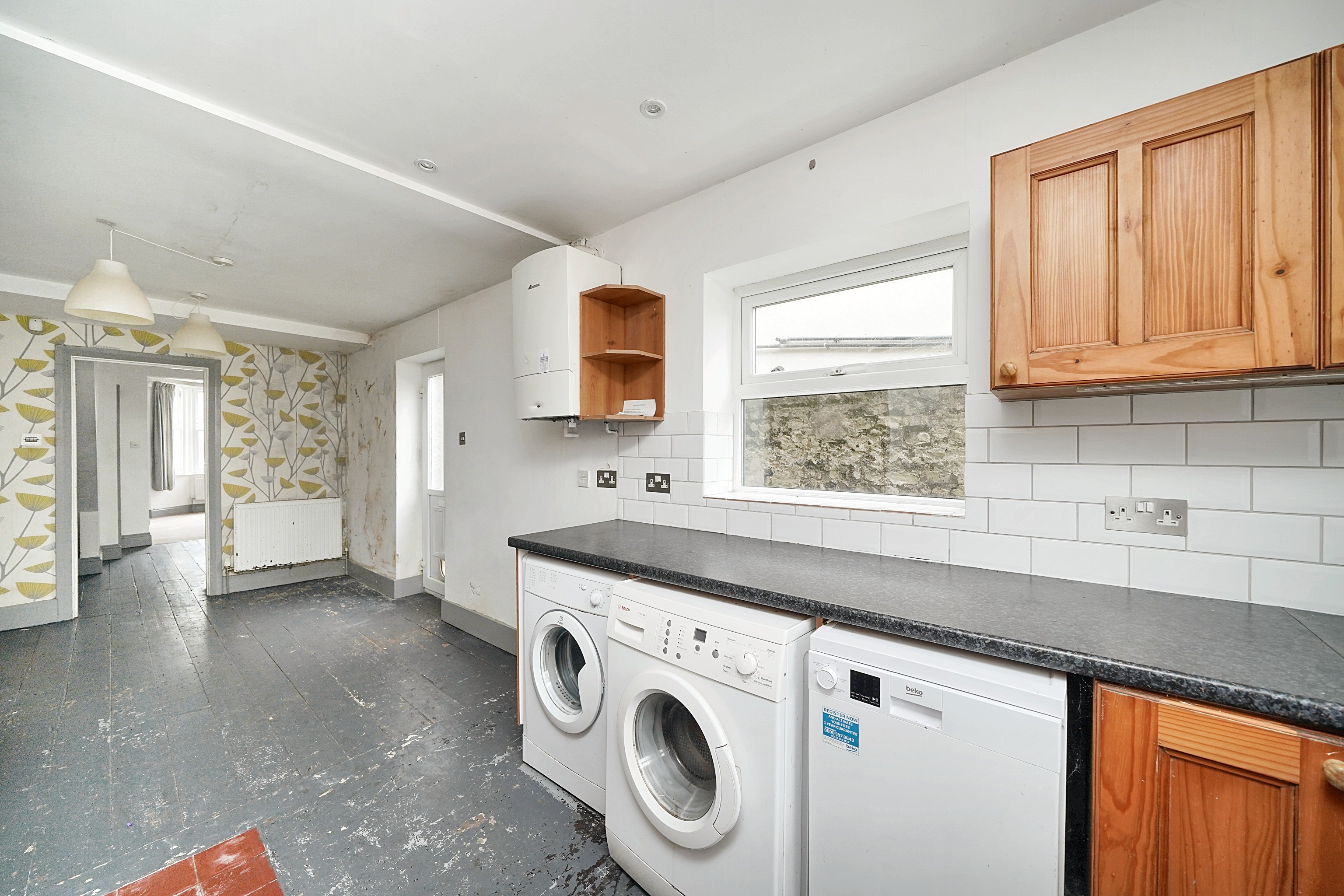 128 Tarring Road, Worthing, West Sussex, BN11 4HA