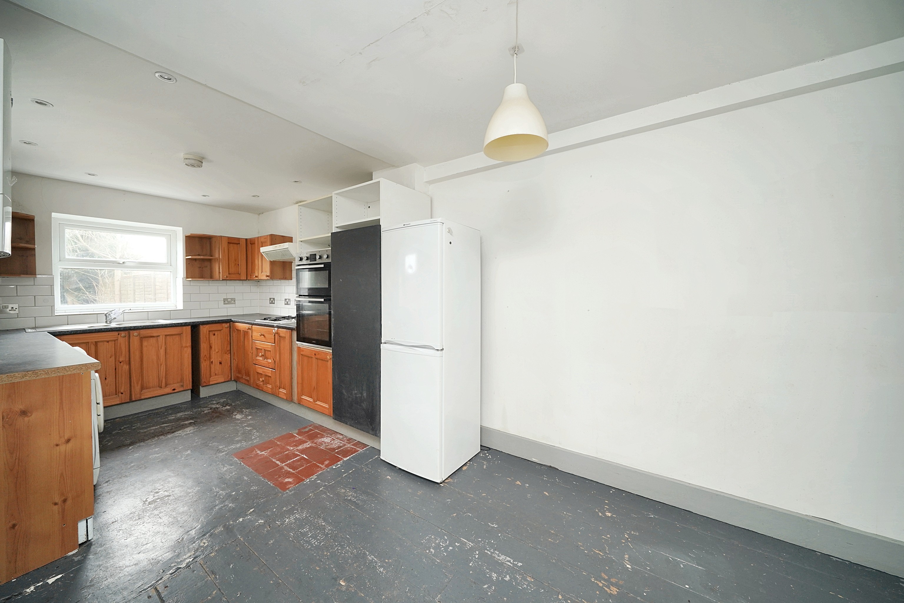 128 Tarring Road, Worthing, West Sussex, BN11 4HA