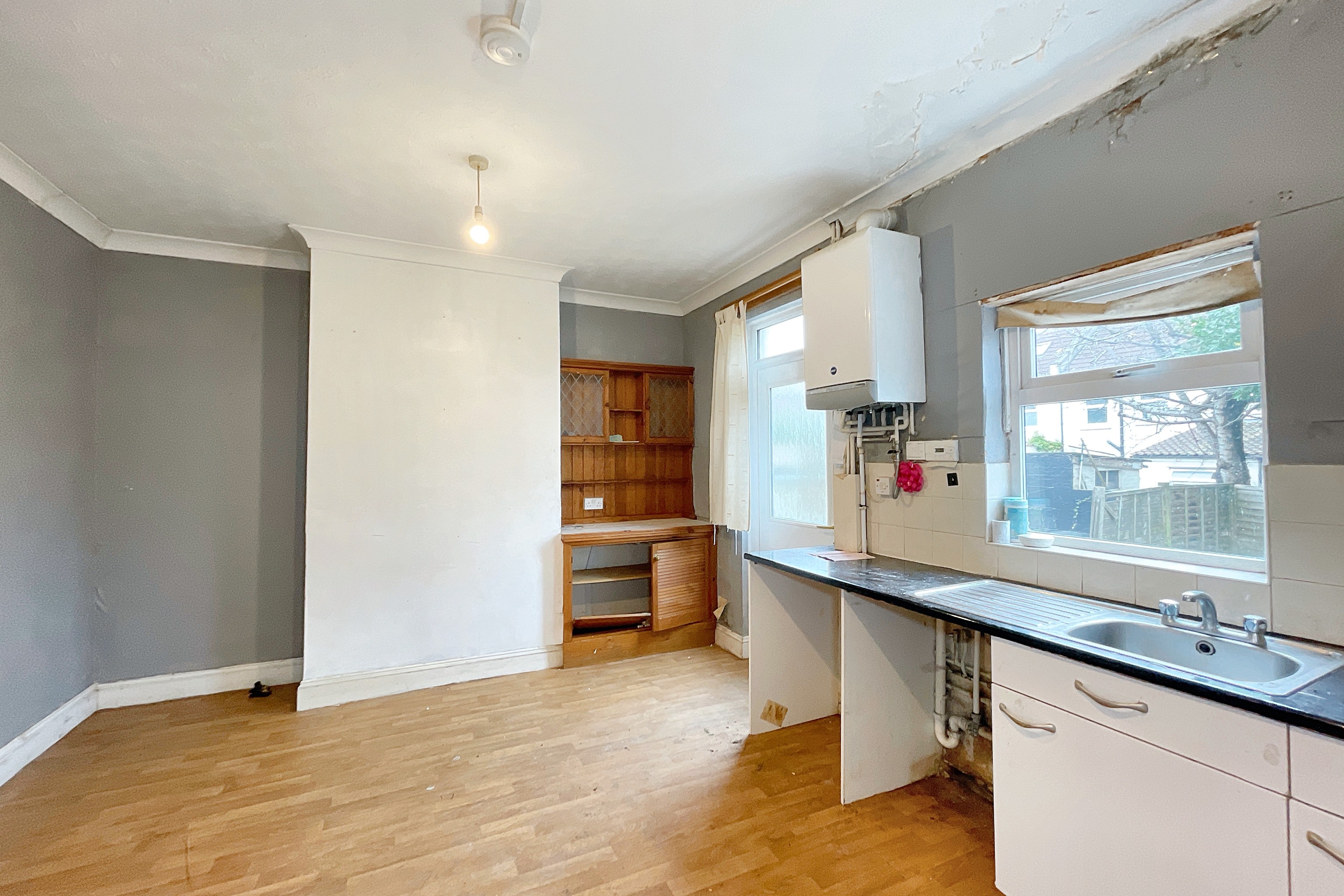 42 Stanley Park, Easton, Bristol, BS5 6DT