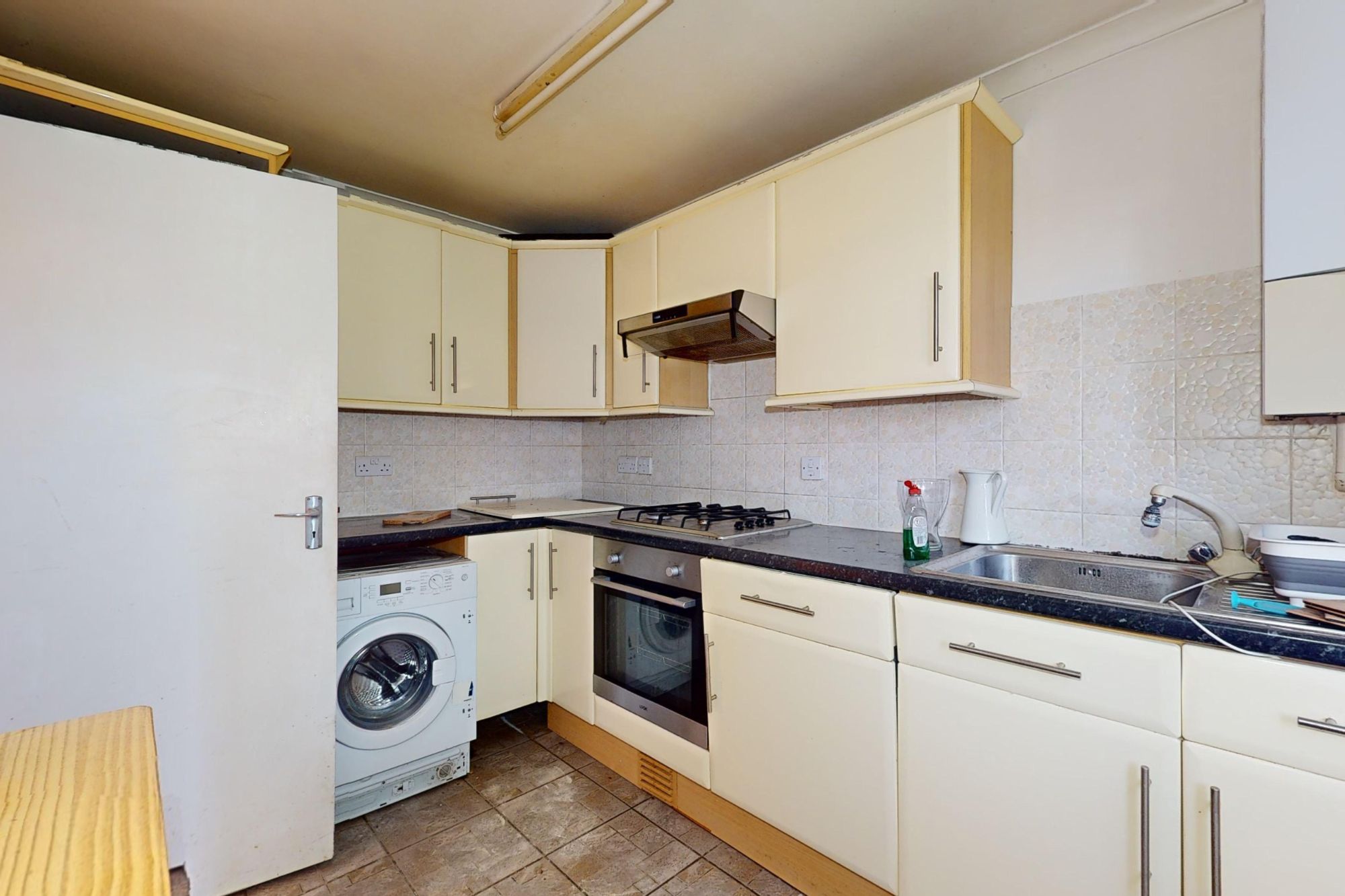 98 Westbury Road, New Malden, Surrey KT3 5AN