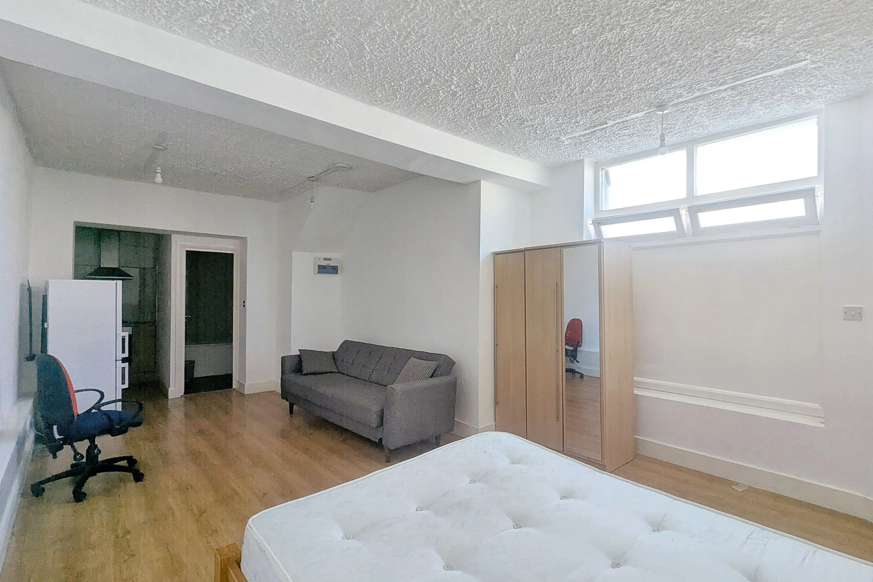 48 Dalyell Road, Brixton, London SW9 9UP