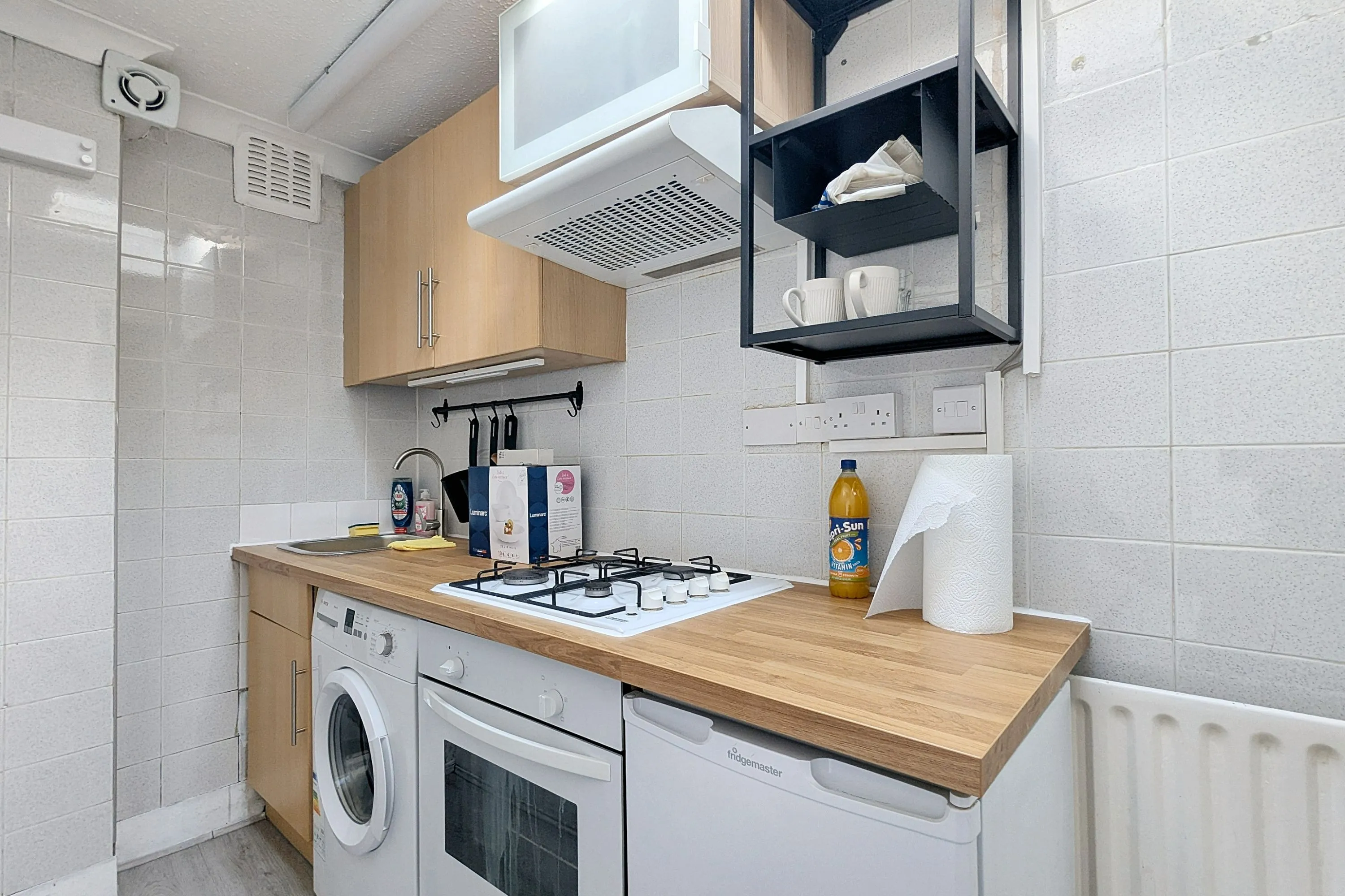 48 Dalyell Road, Brixton, London SW9 9UP