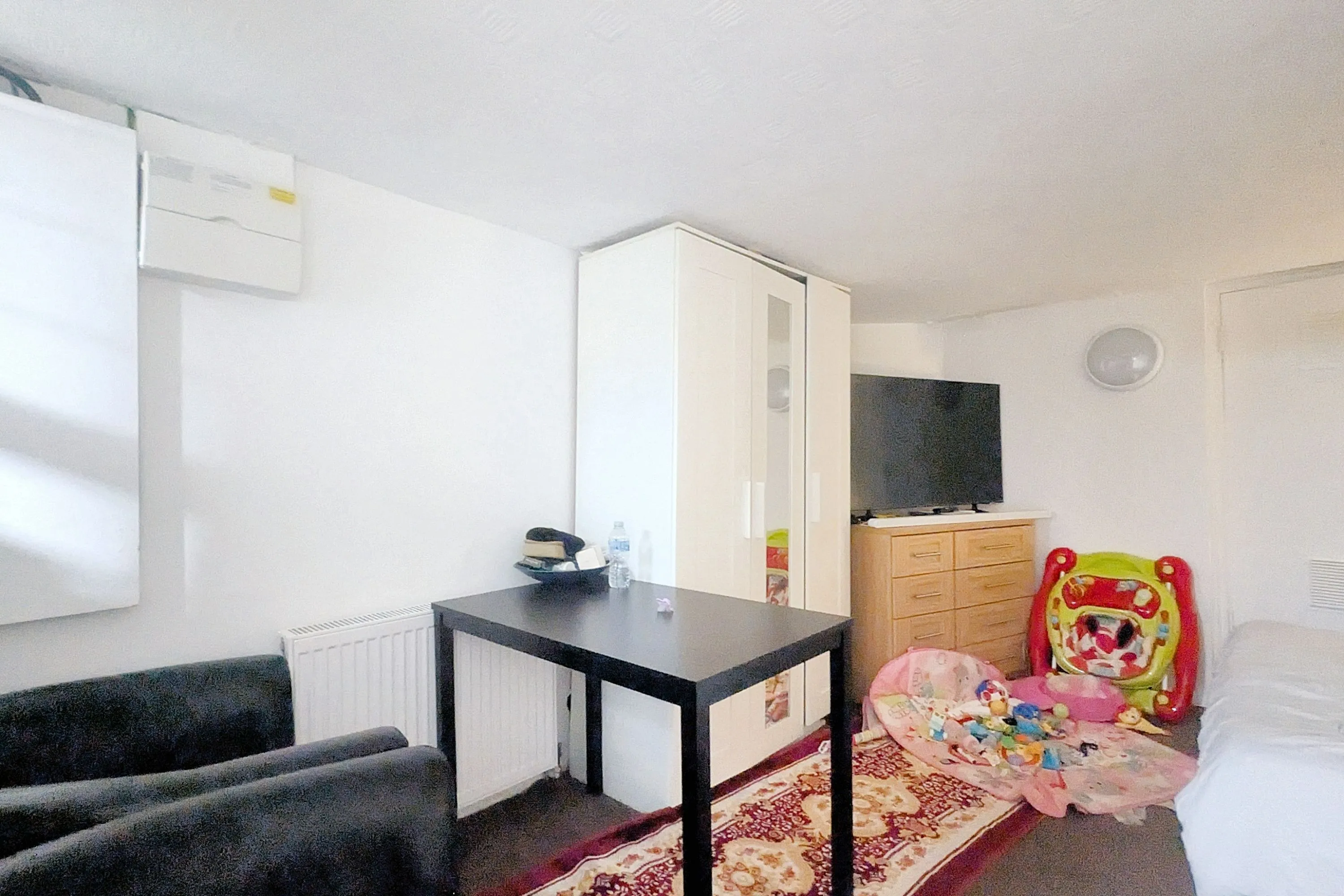 48 Dalyell Road, Brixton, London SW9 9UP