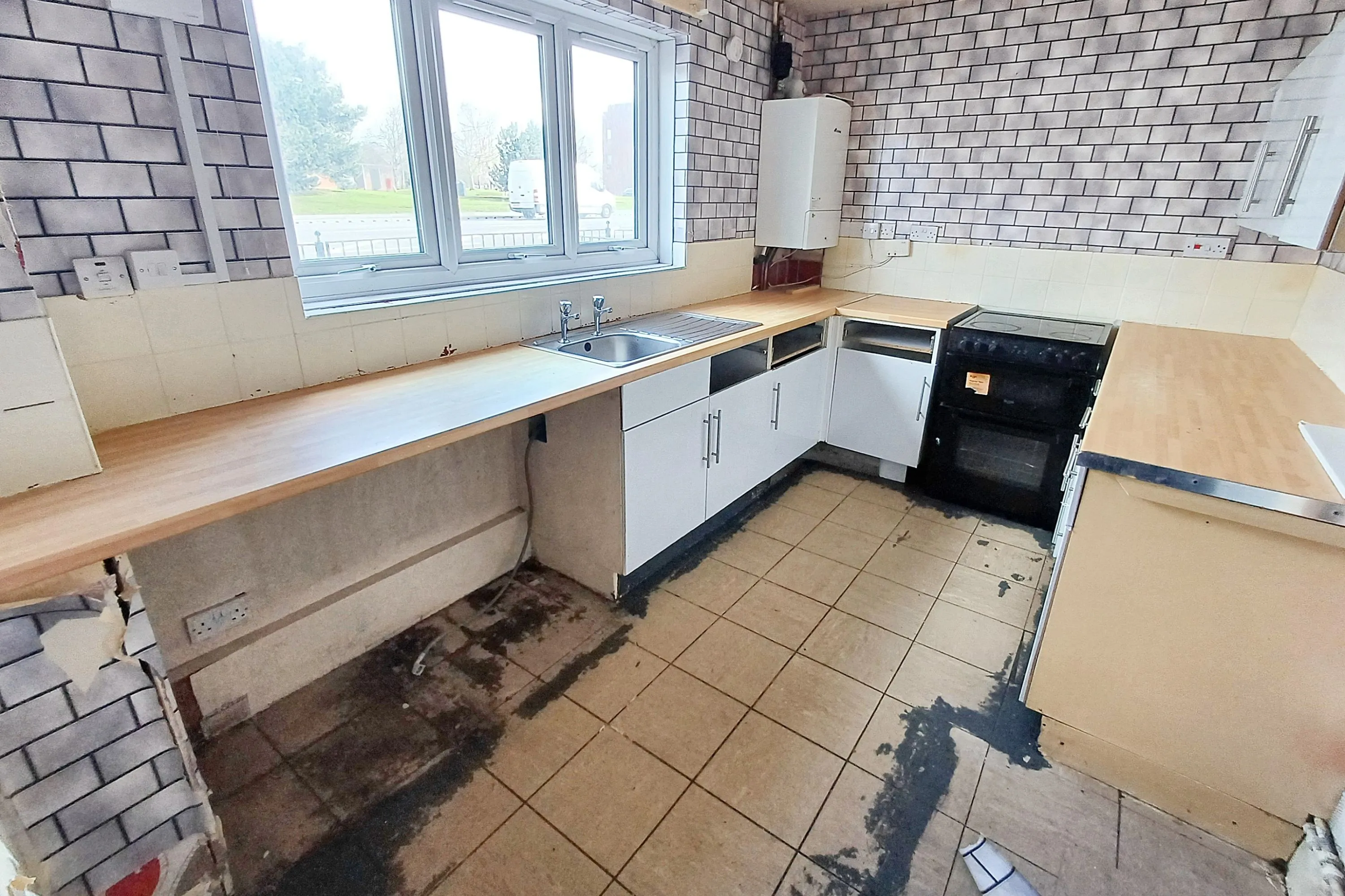 546D Hyde Road, Gorton, Manchester, M18 7AA