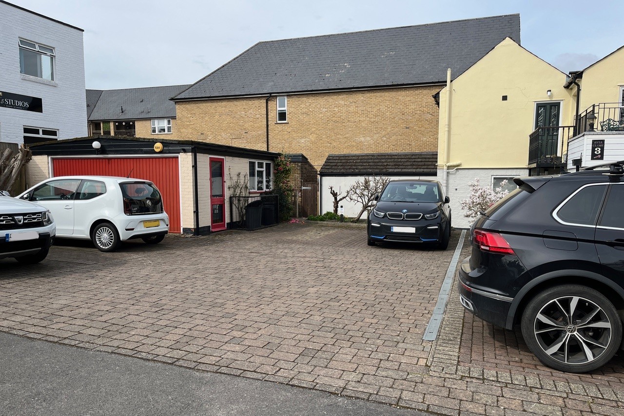 151-155 London Road, Hemel Hempstead, Hertfordshire, HP3 9SQ