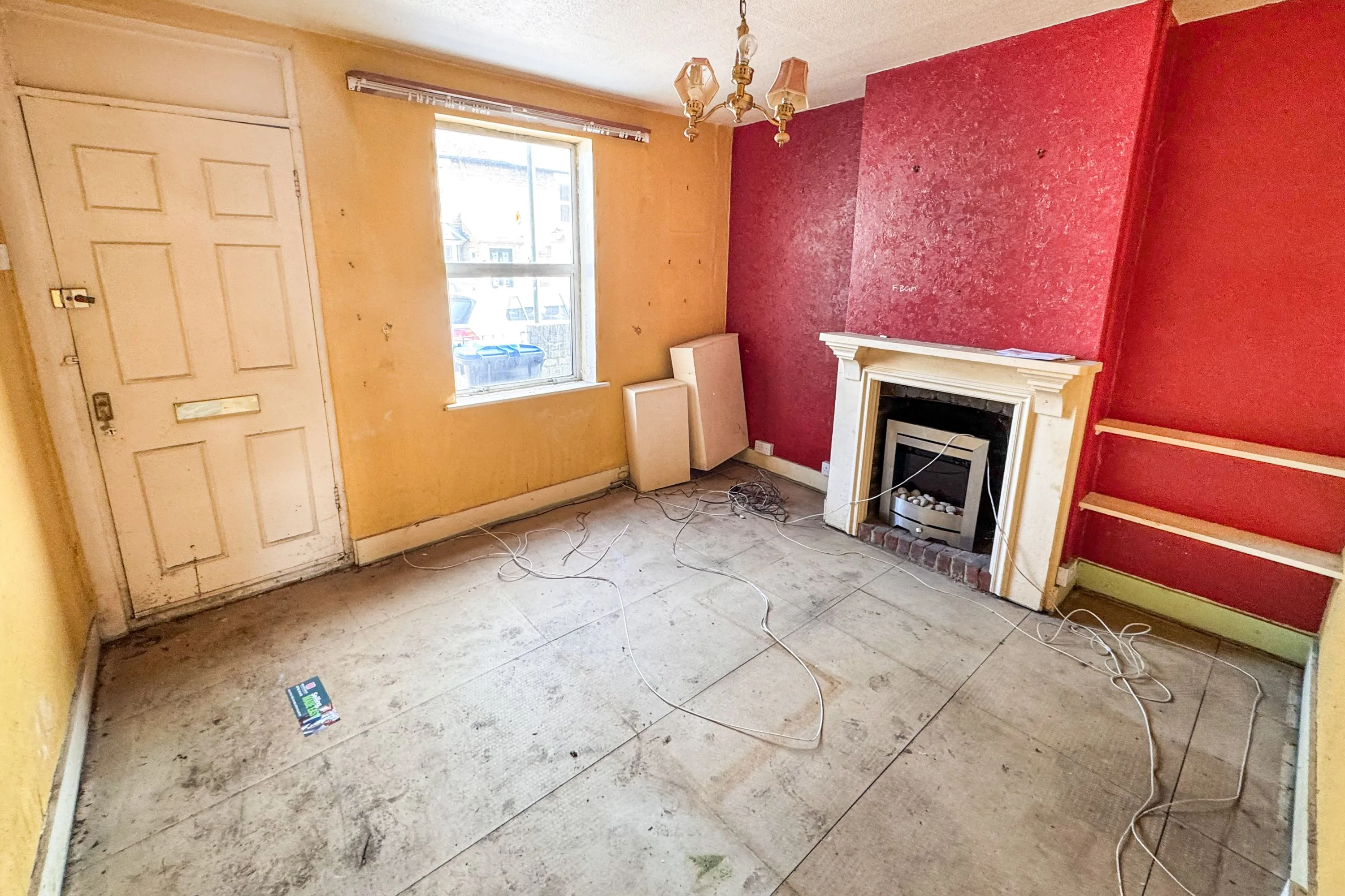 58 New Road, The Causeway, Staines, TW18 3DA