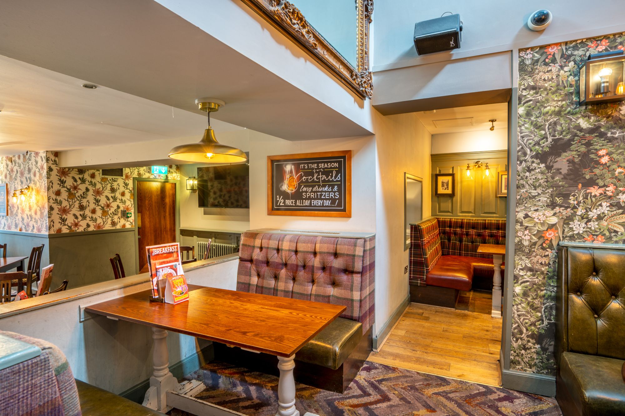 The Exchequer, 60 High Street, Kirkcaldy, KY1 1NB