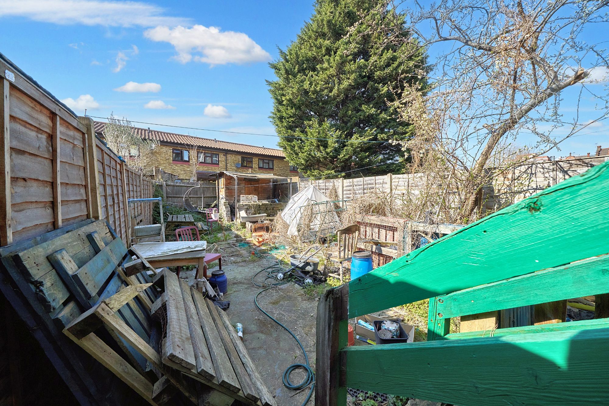 Flat A, 267 High Road, London, N15 4RR