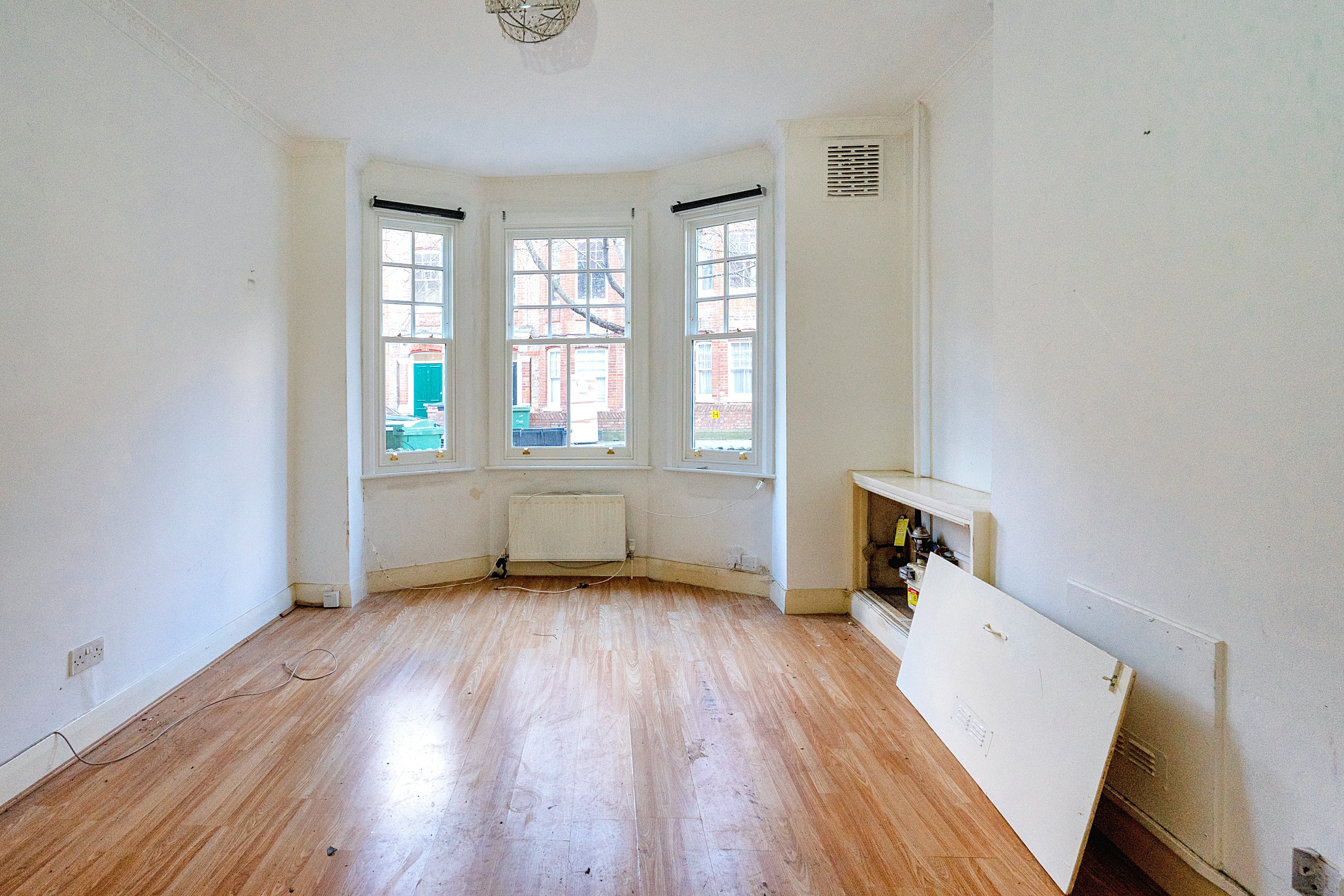 Flat A, 12 Morat Street, Stockwell, London, SW9 0RP