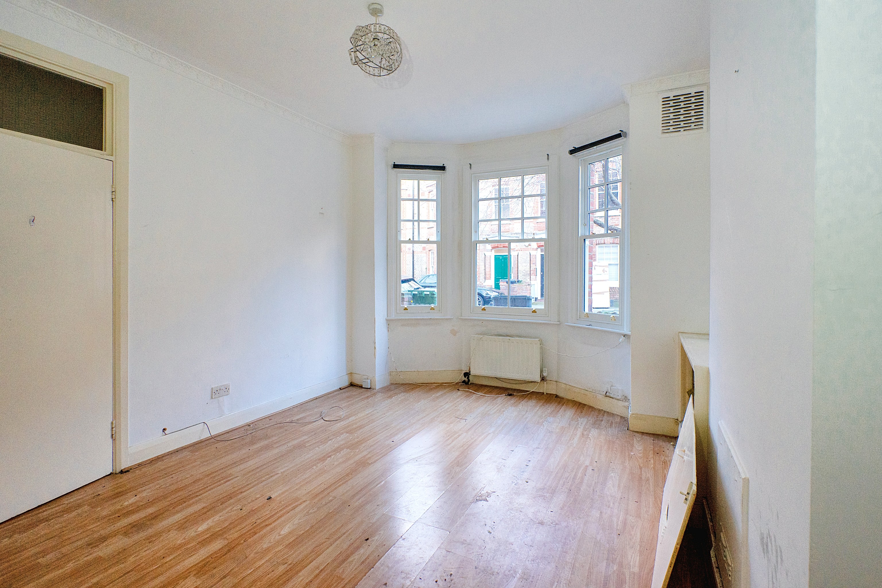 Flat A, 12 Morat Street, Stockwell, London, SW9 0RP