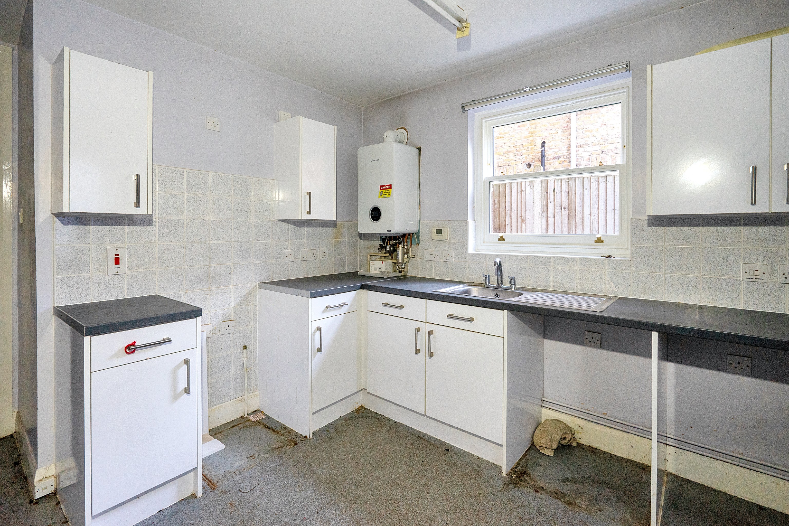 Flat A, 12 Morat Street, Stockwell, London, SW9 0RP