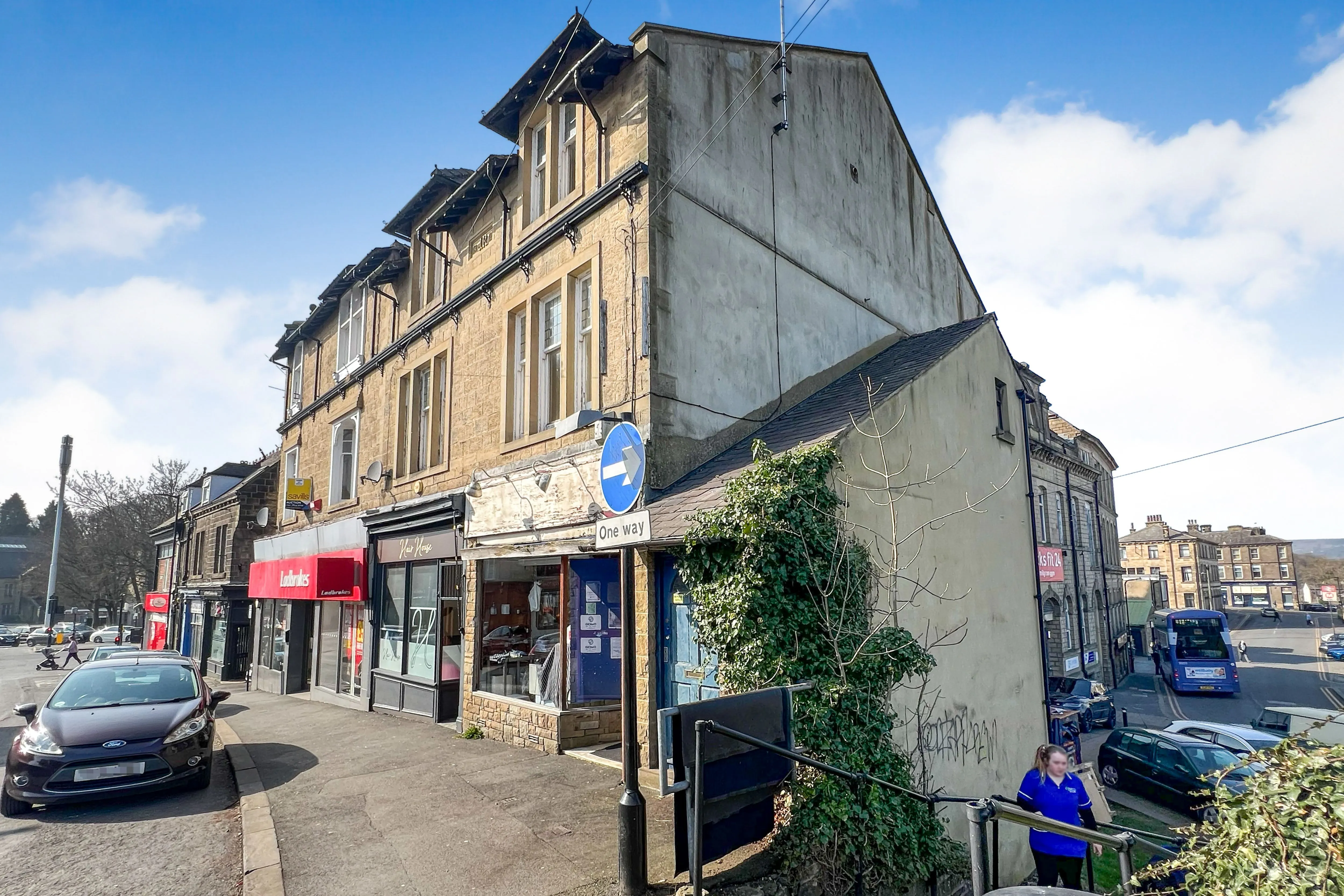 13 Chapel Lane, Bingley, BD16 2NG