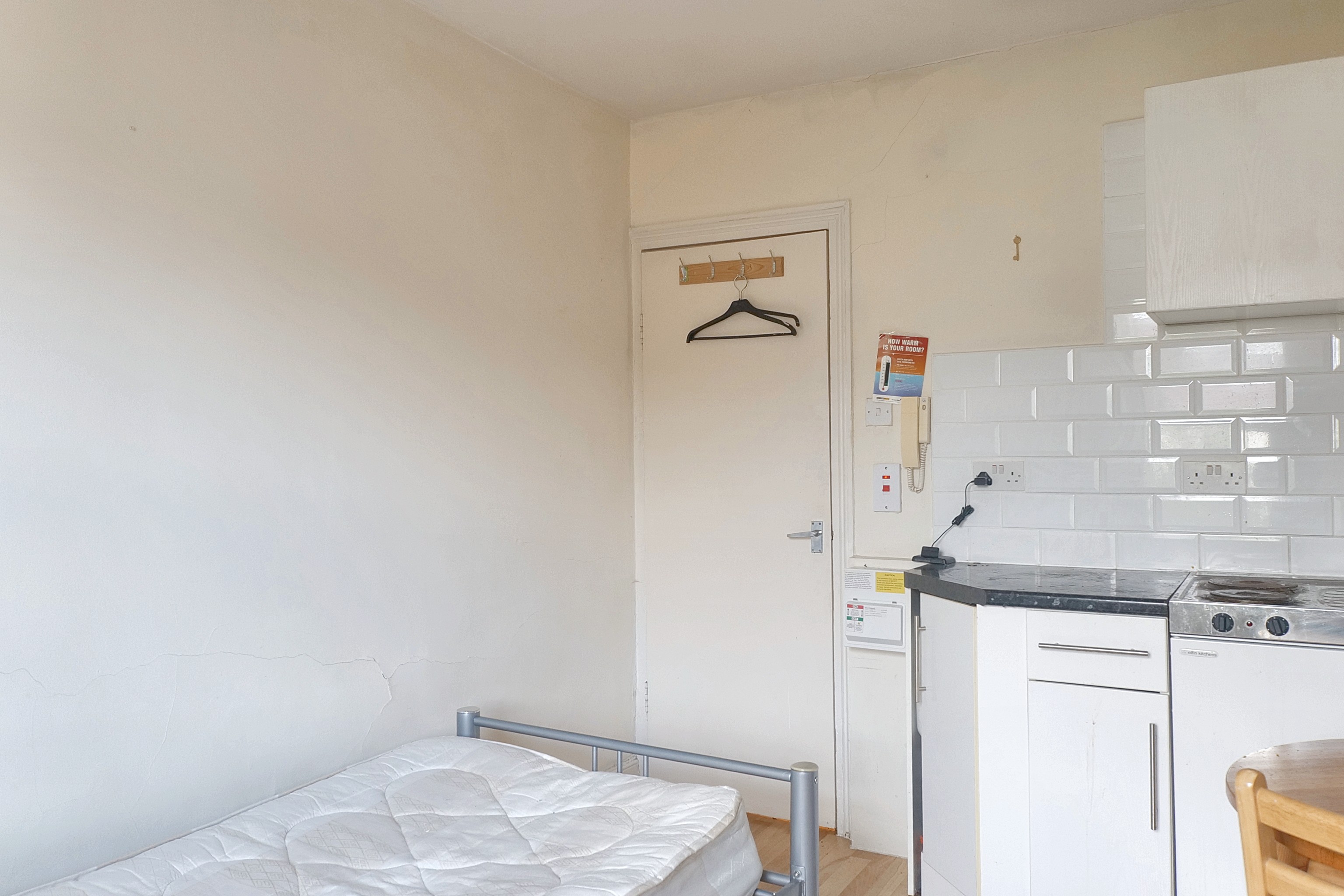 Flat 3, 2 Buxton Road, Willesden, London NW2 5BJ