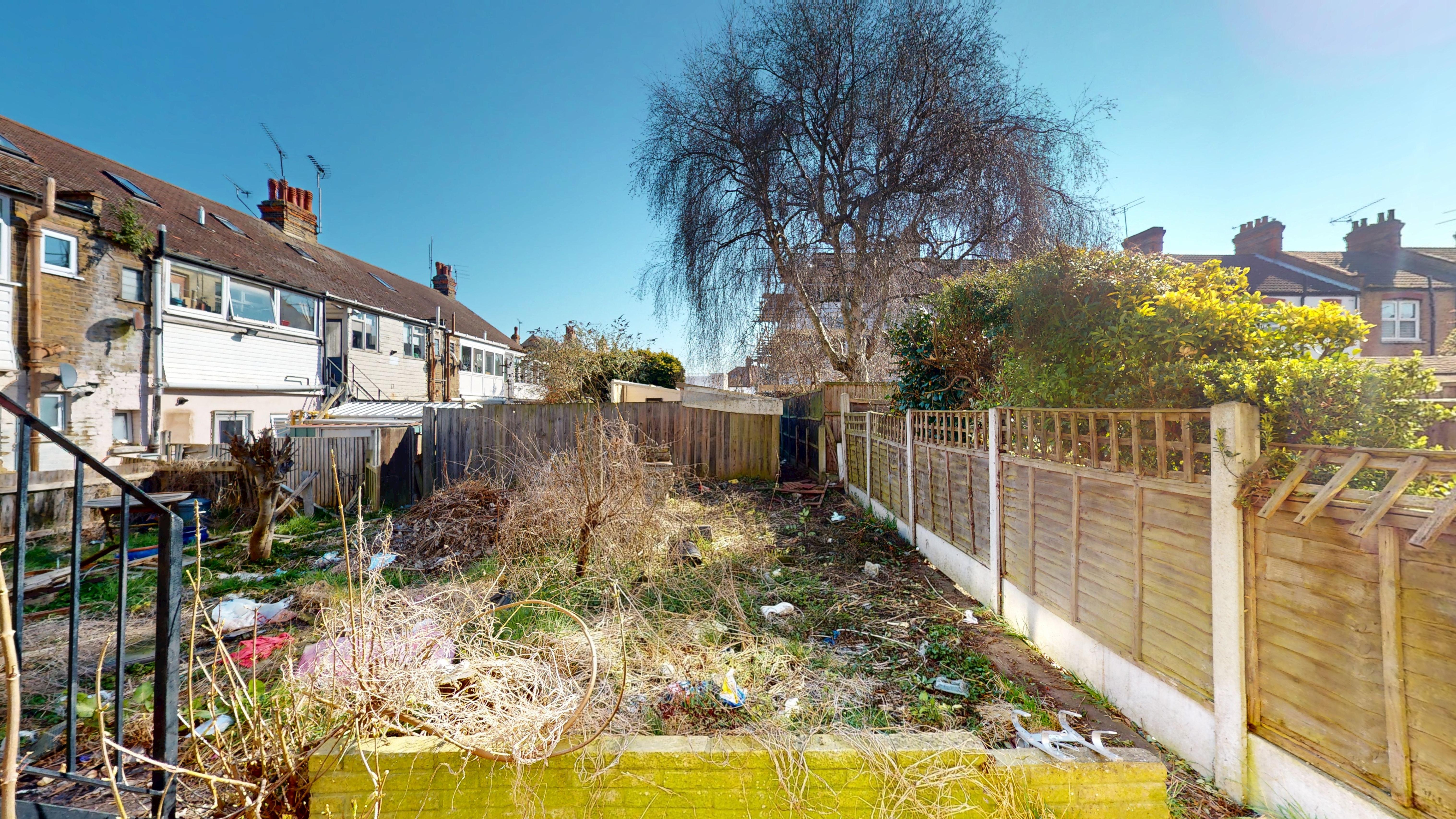194 Hainault Avenue, Westcliff-on-Sea, SS0 9EX