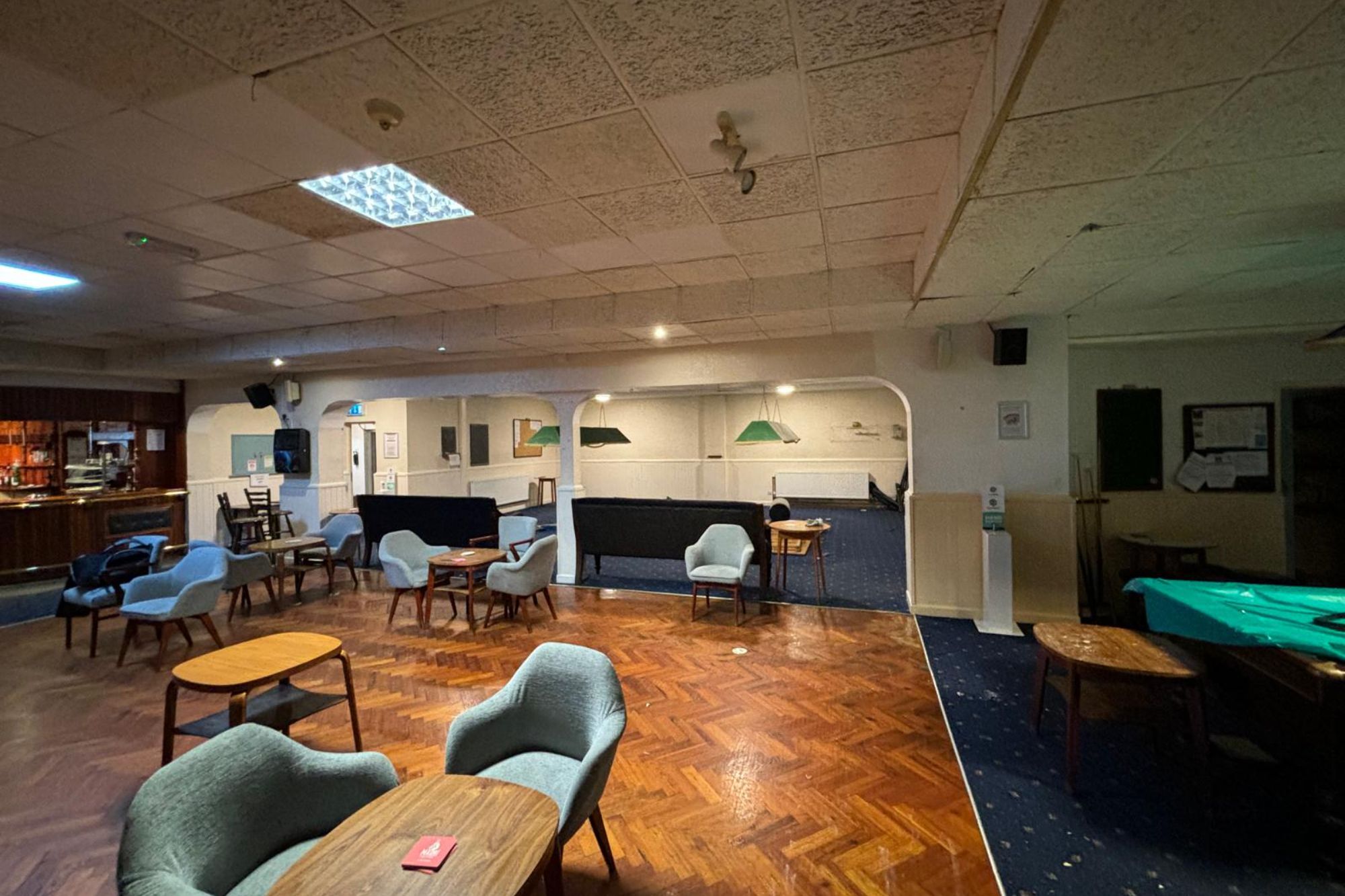 East Cowes Conservative Club, 11 Clarence Road, East Cowes, PO32 6EP