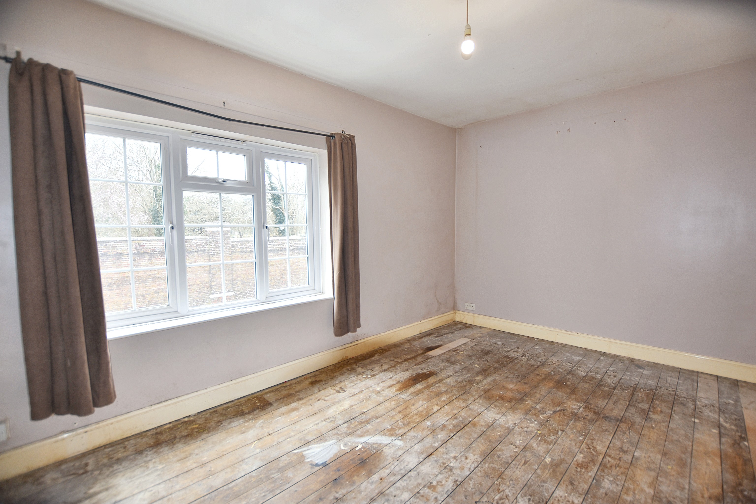 32 Robson Road, West Norwood, London, SE27 9LA
