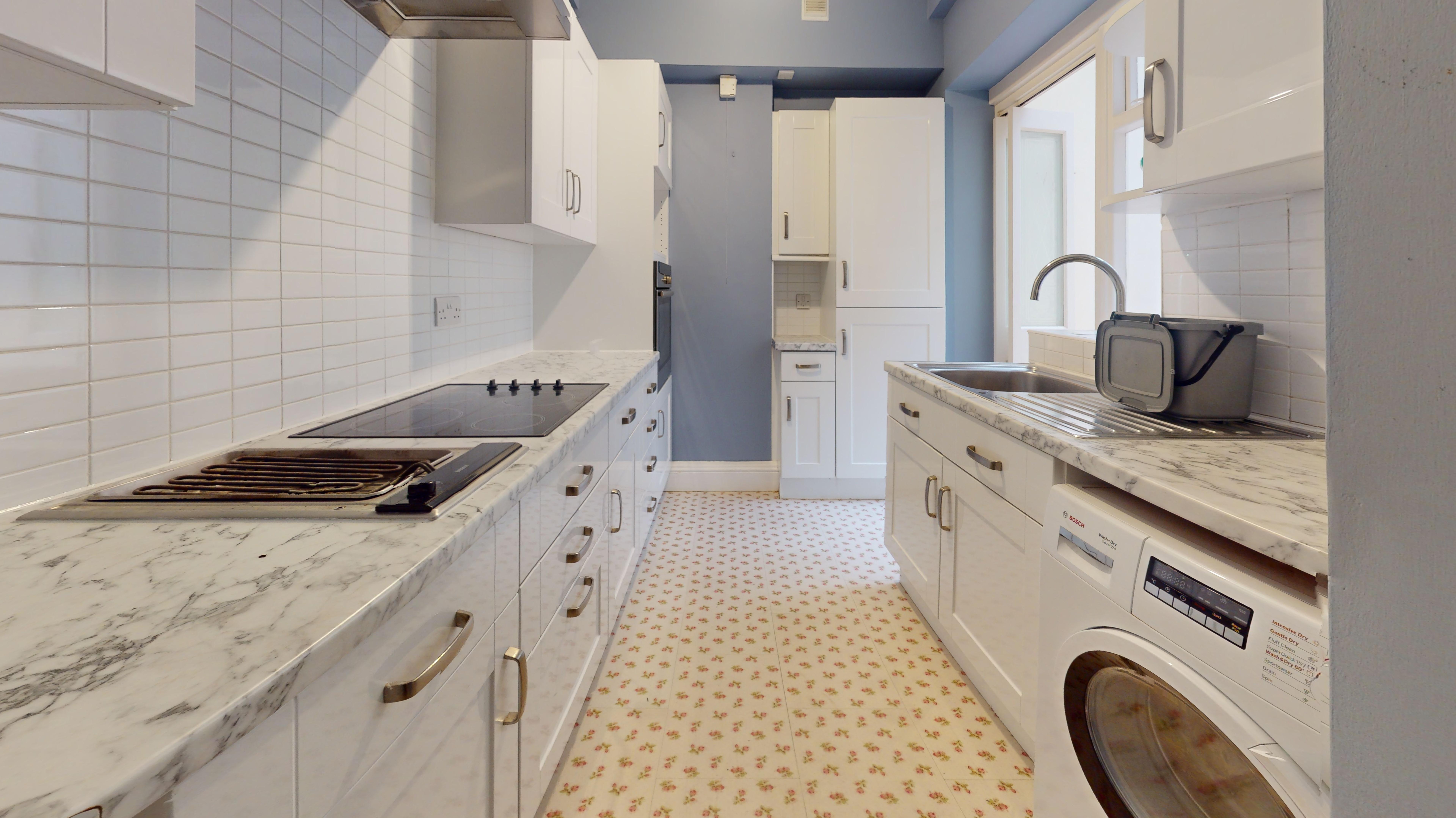 Flat A, 151 Cambridge Street, Pimlico, London, SW1V 4QB