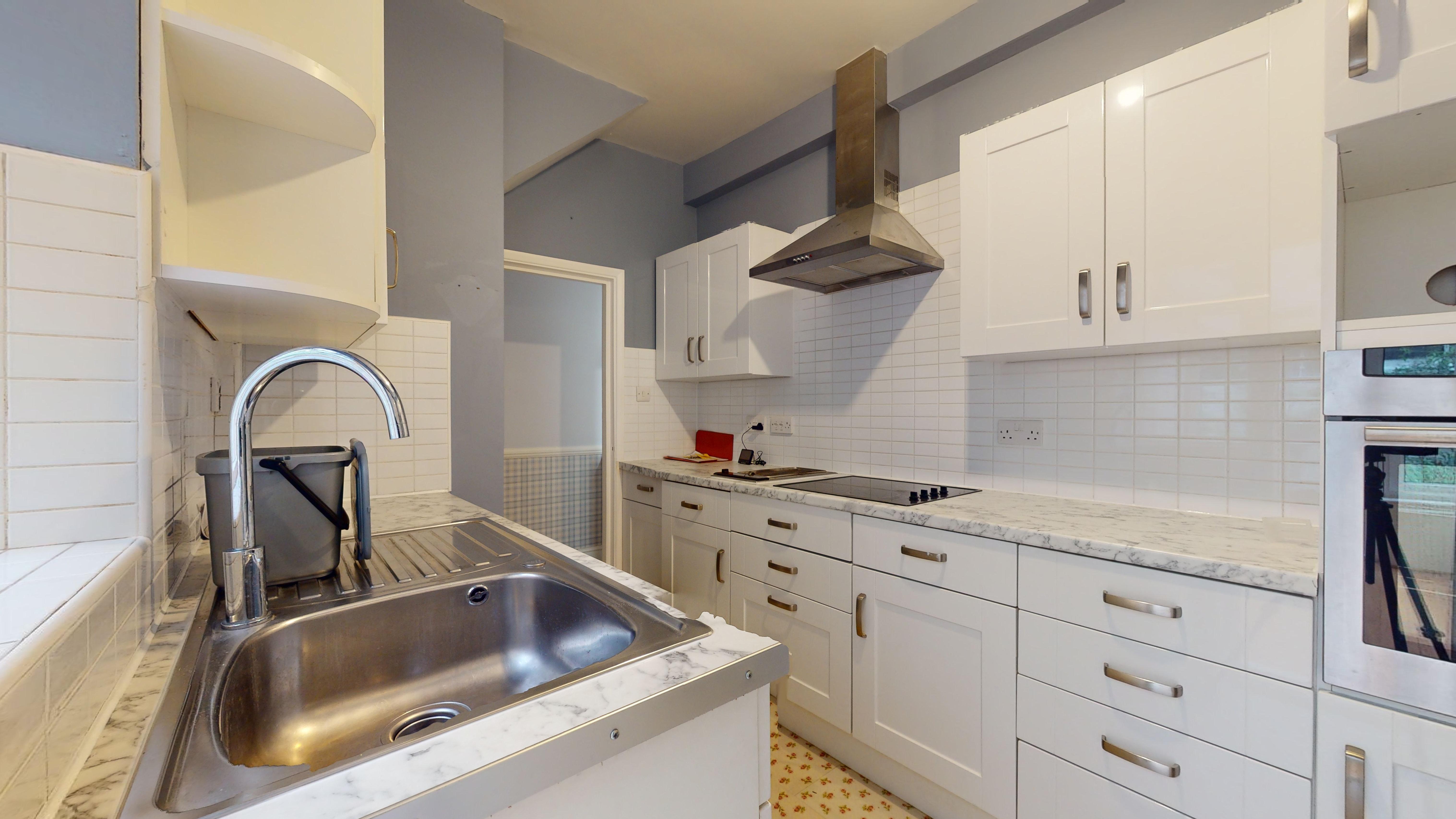 Flat A, 151 Cambridge Street, Pimlico, London, SW1V 4QB