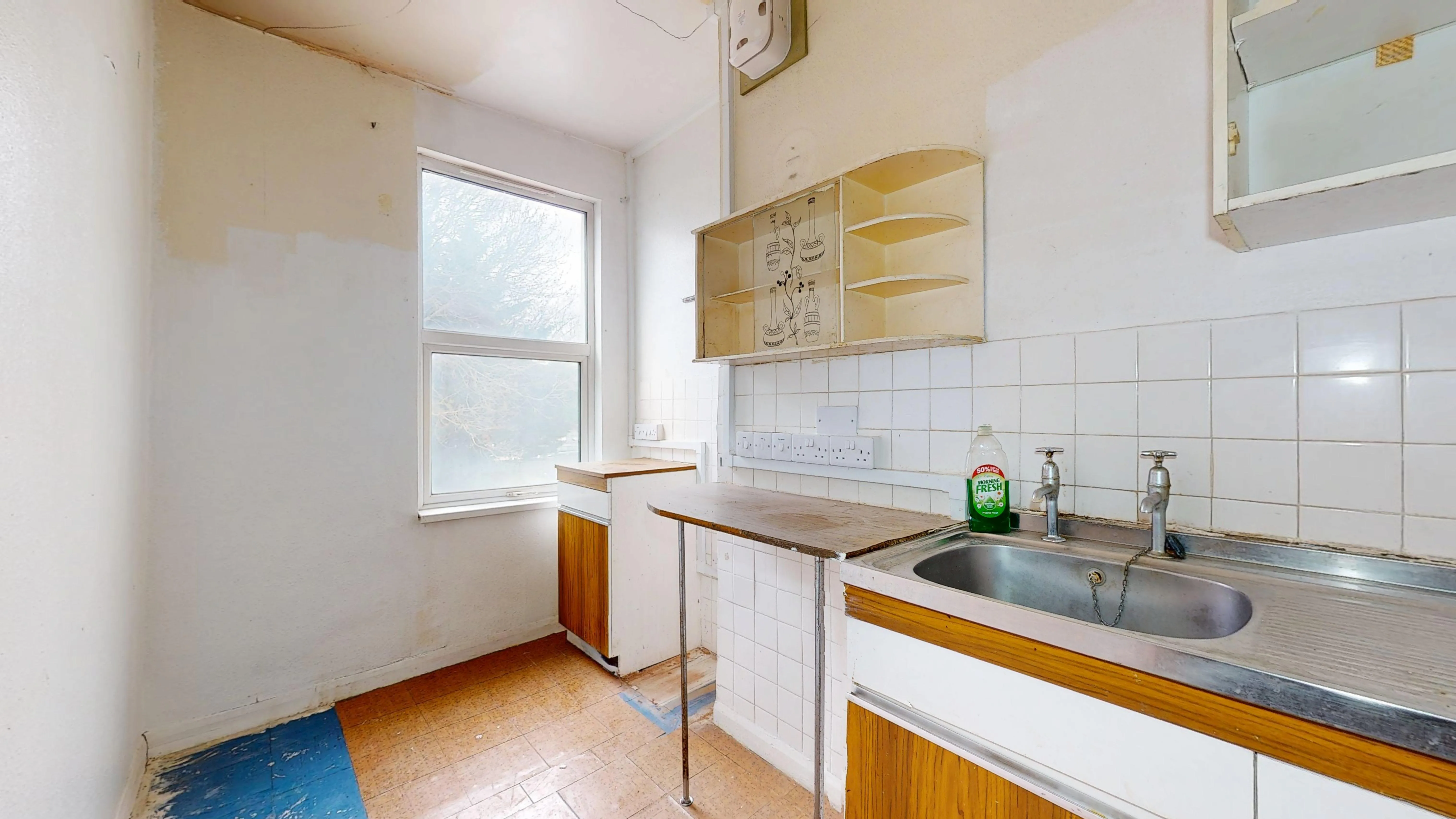 Flat 5B Birkbeck Grove, Acton, London, W3 7QD