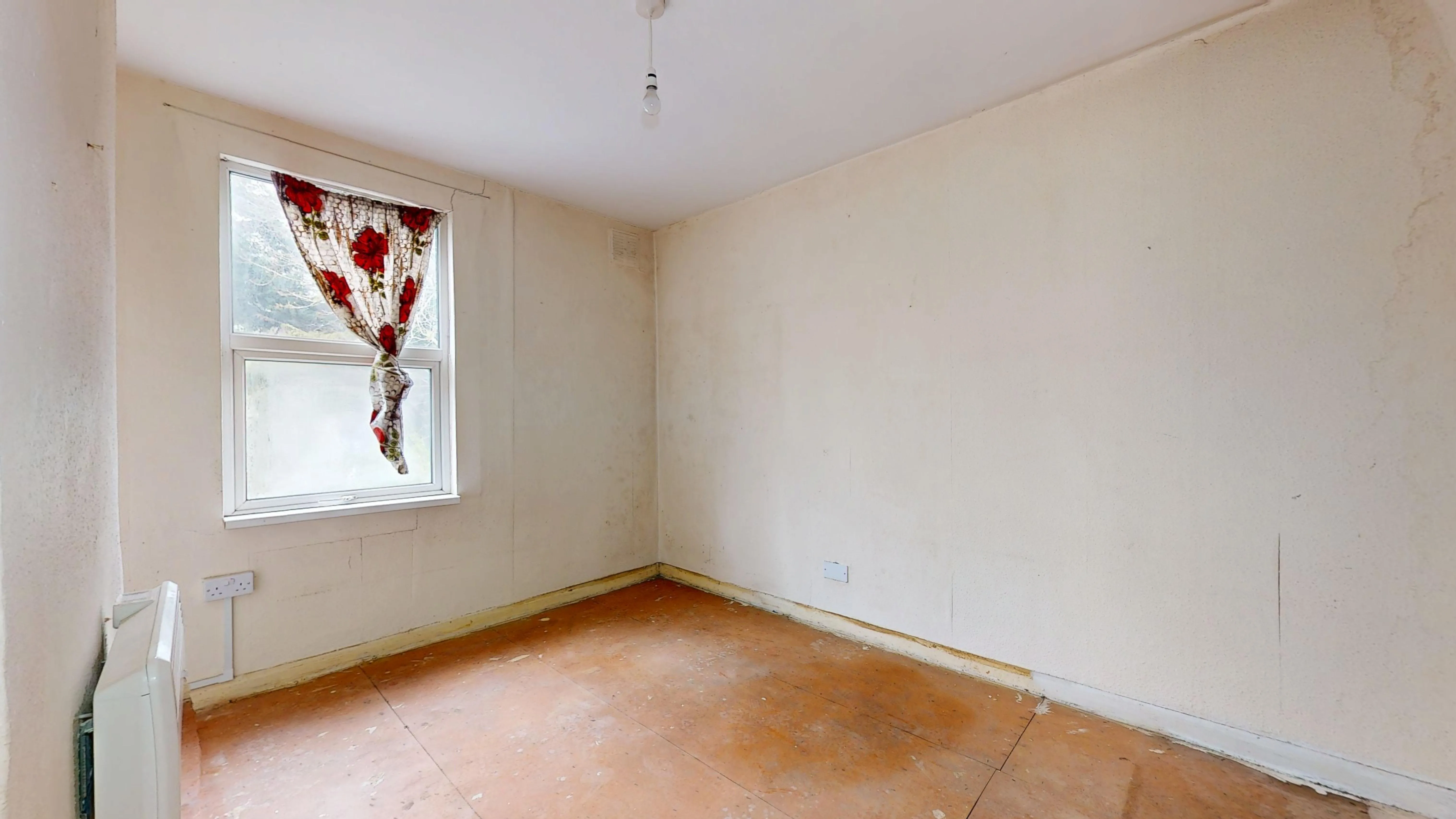 Flat 5B Birkbeck Grove, Acton, London, W3 7QD