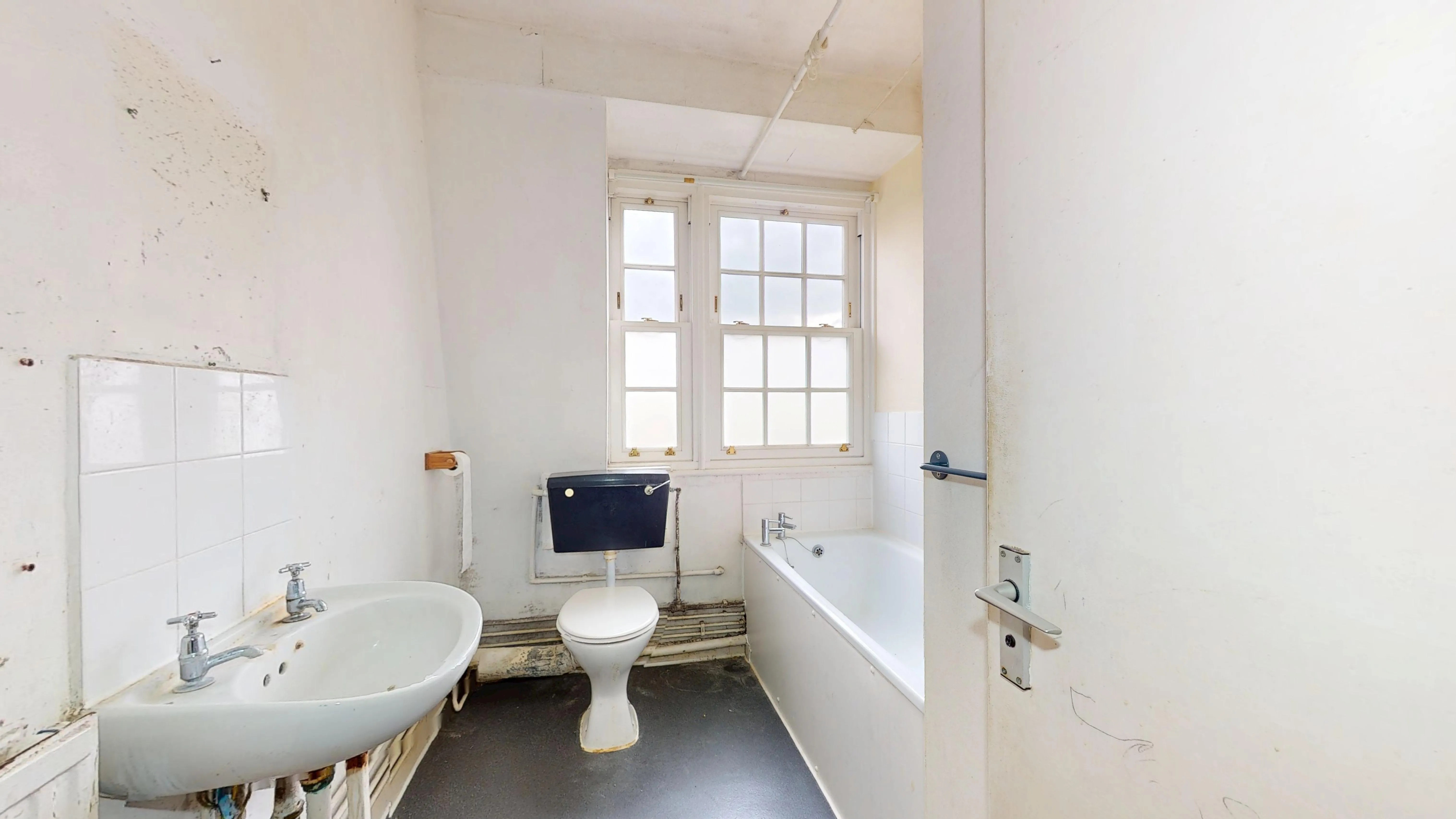 Flat 13, Block B, Peabody Estate, Camberwell Green, Camberwell, London, SE5 7BE