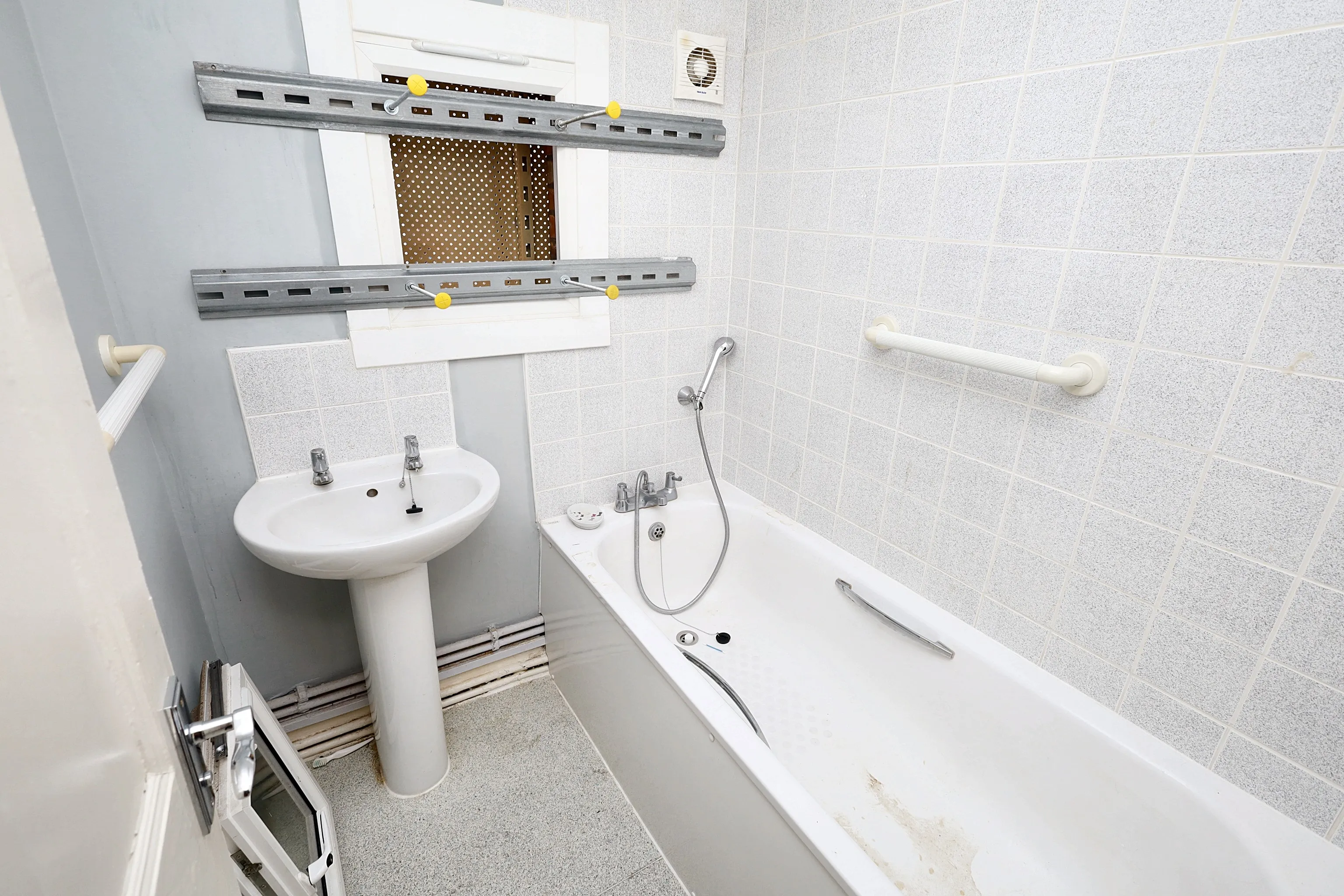 11 Genesta Road, Plumstead, London, SE18 3ER