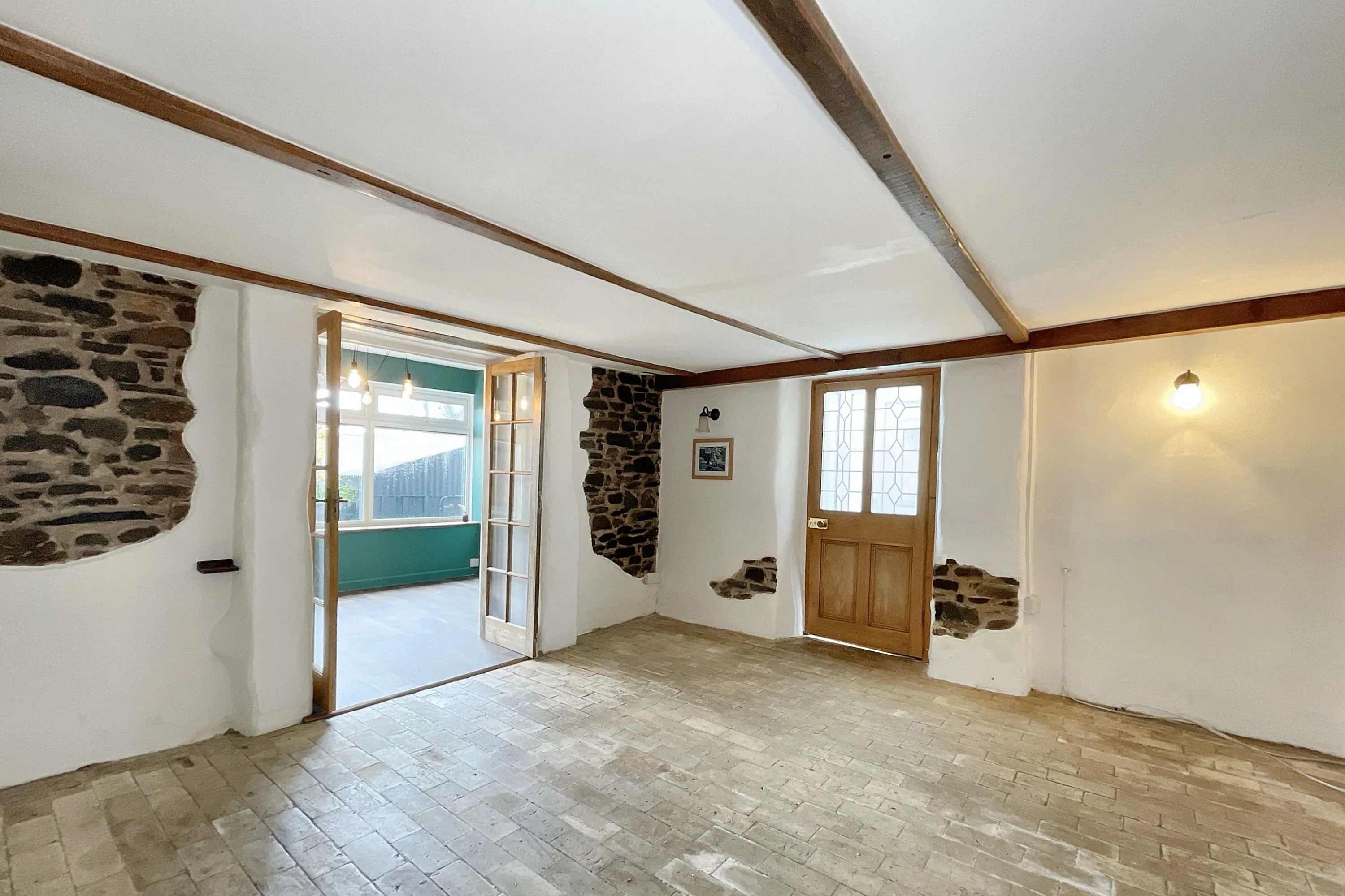 Round house, Exeter Road, Winkleigh, Devon, EX19 8JJ
