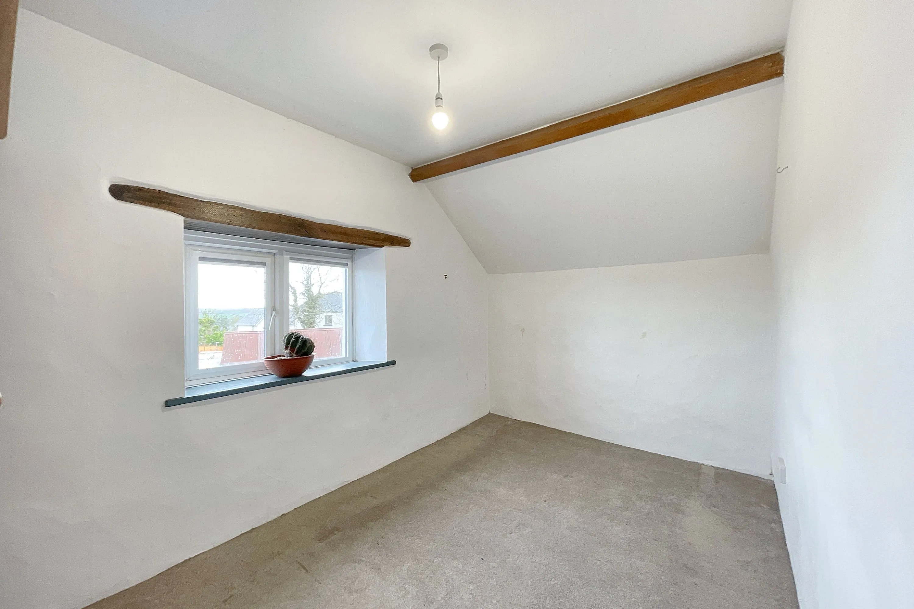 Round house, Exeter Road, Winkleigh, Devon, EX19 8JJ