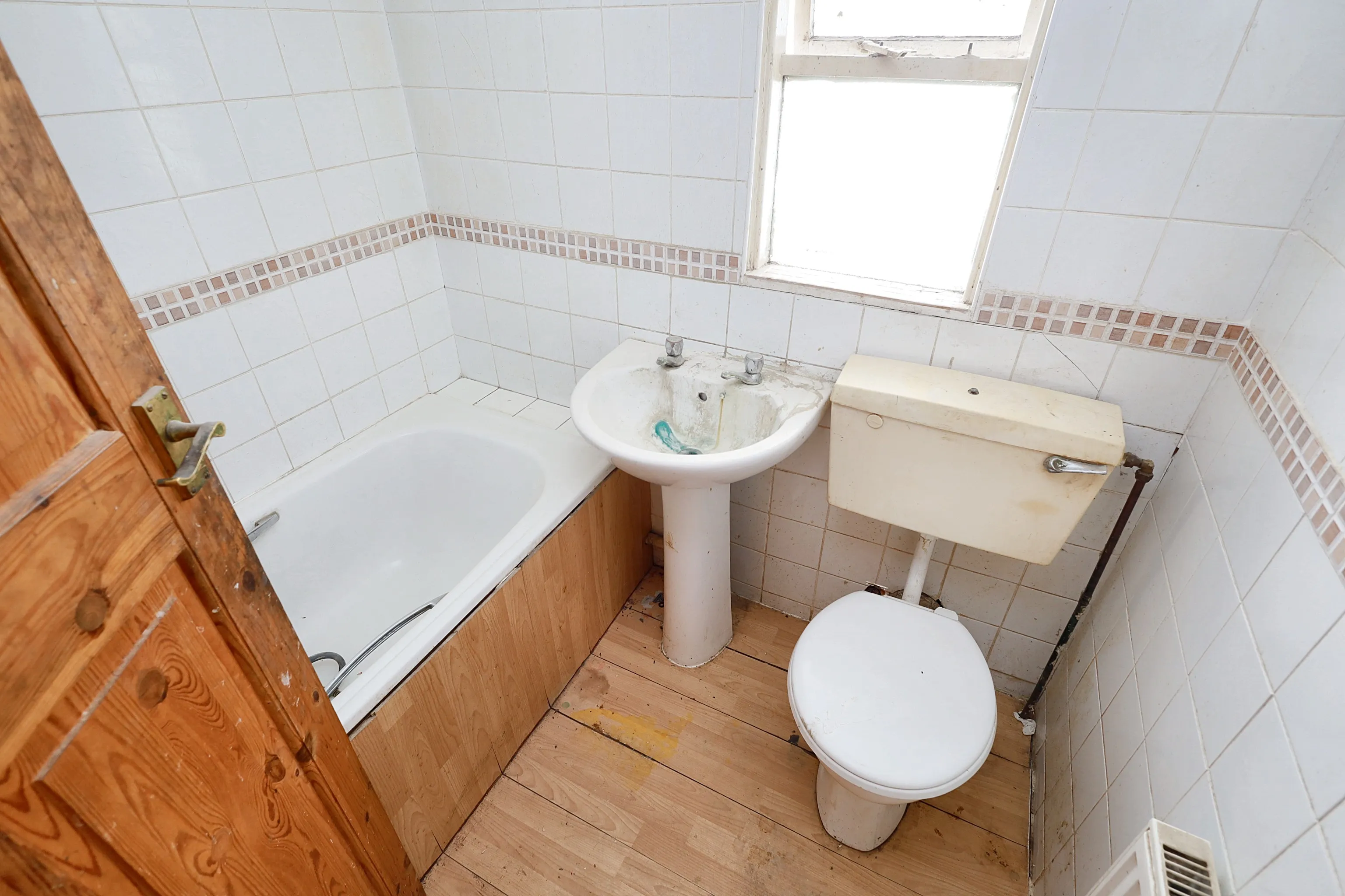 70a St. James Road, Watford, Hertfordshire, WD18 0DX