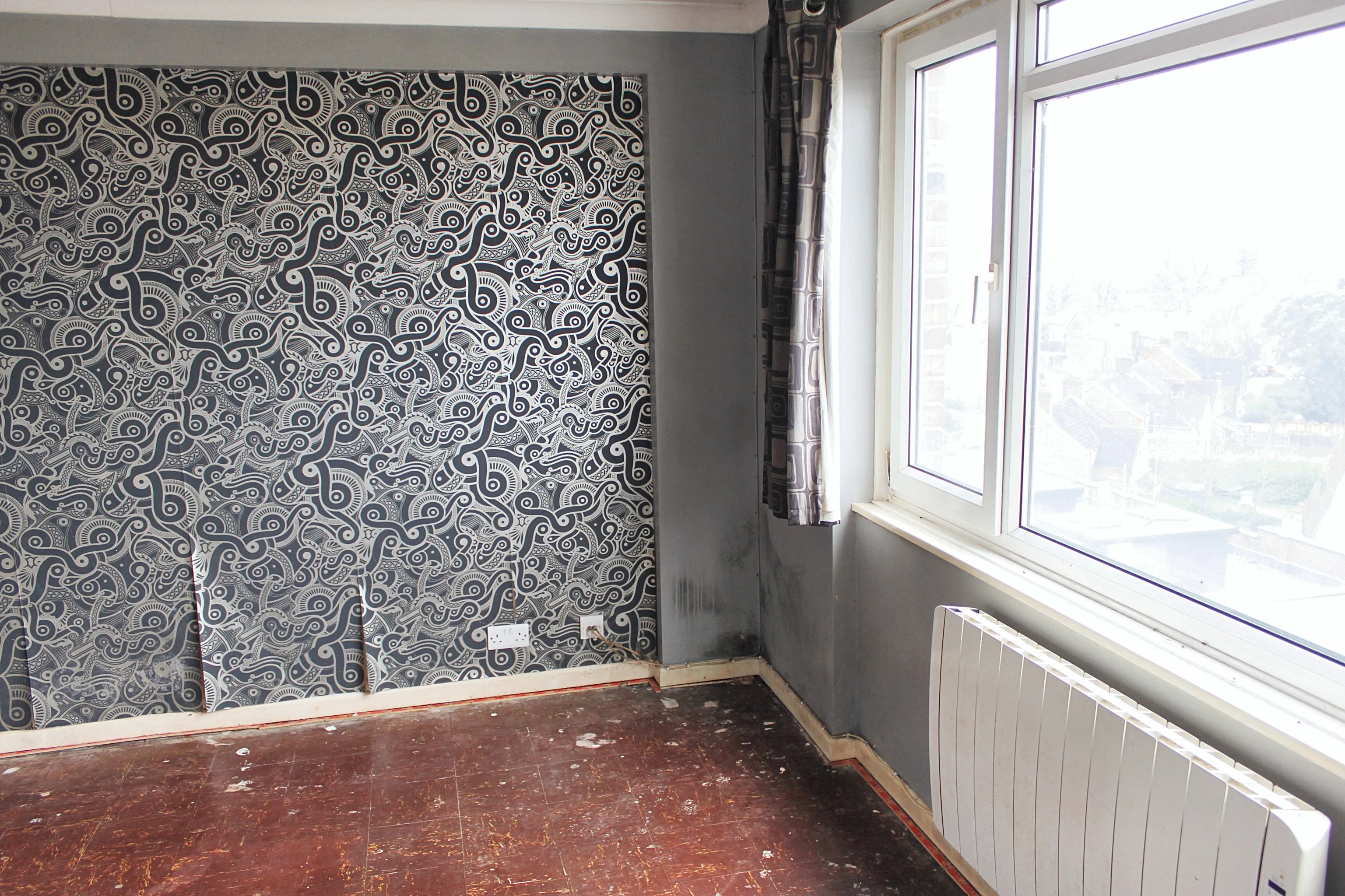 Sixth Floor Flat, 21 Stockwell Court, Gower Road, Haywards Heath RH16 4QP