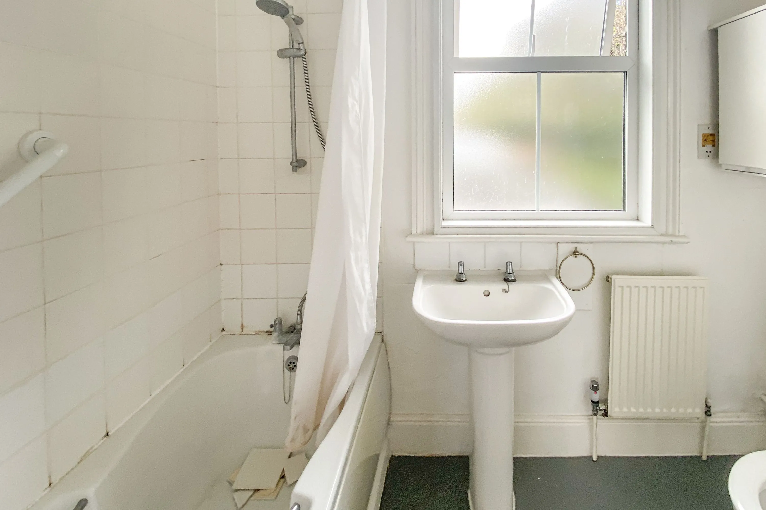 1 Glenmore Road, Salisbury, SP1 3HF