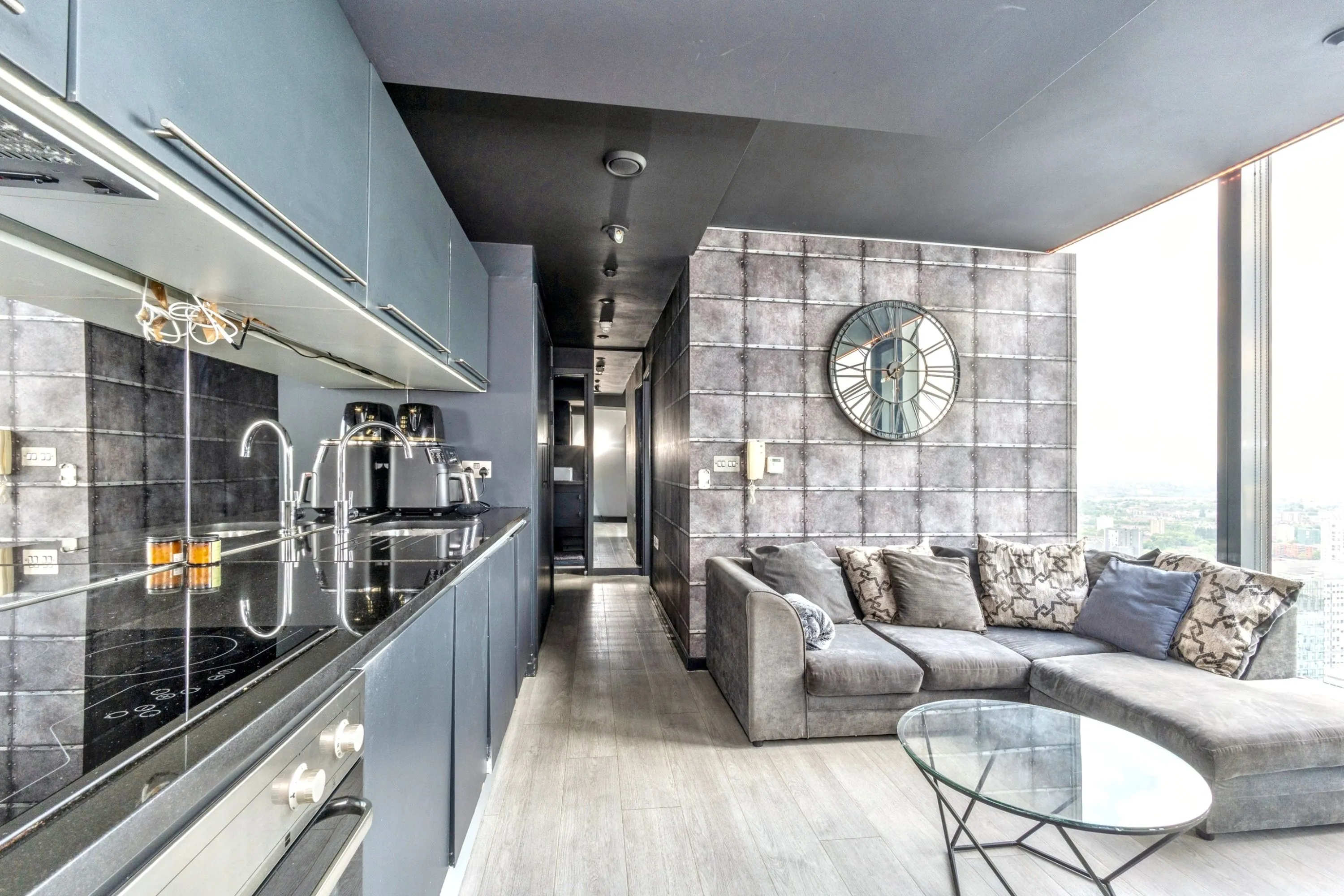 Flat 4401 Beetham Tower, 301 Deansgate, Manchester M3 4LQ