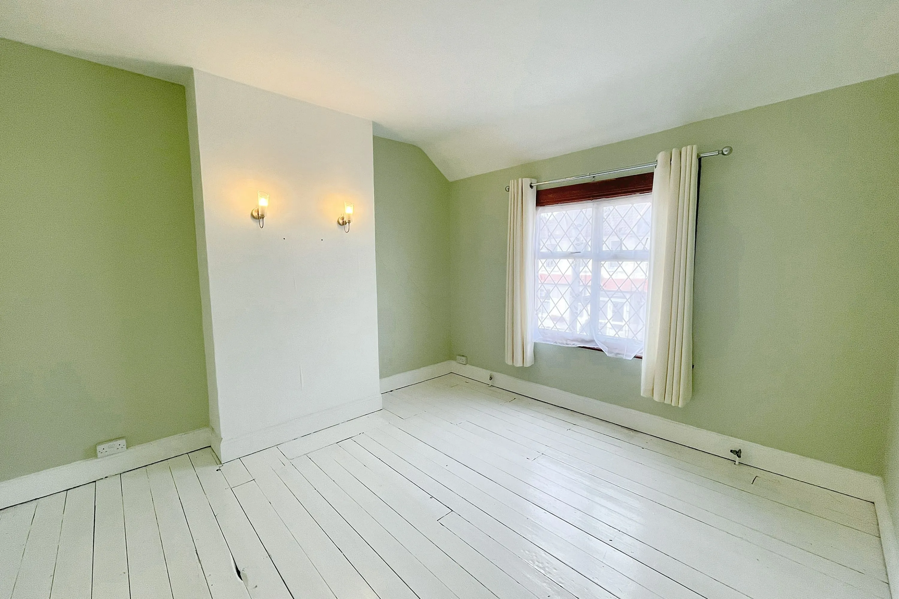 63 Beauchamp Road, Sutton, Surrey, SM1 2PY