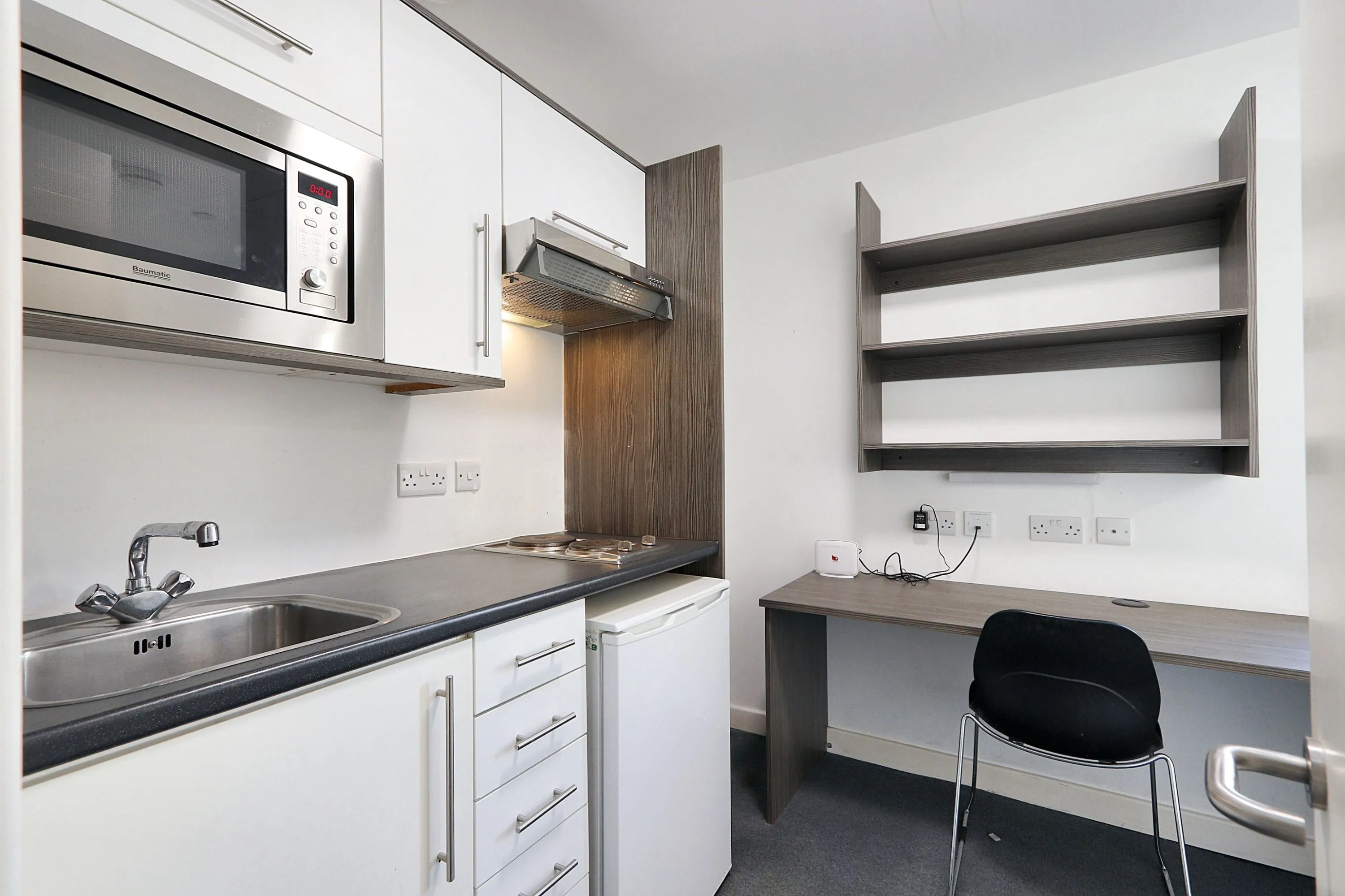 Flat 504 Pearl Works, 2 Howard Lane, Sheffield S1 2FT