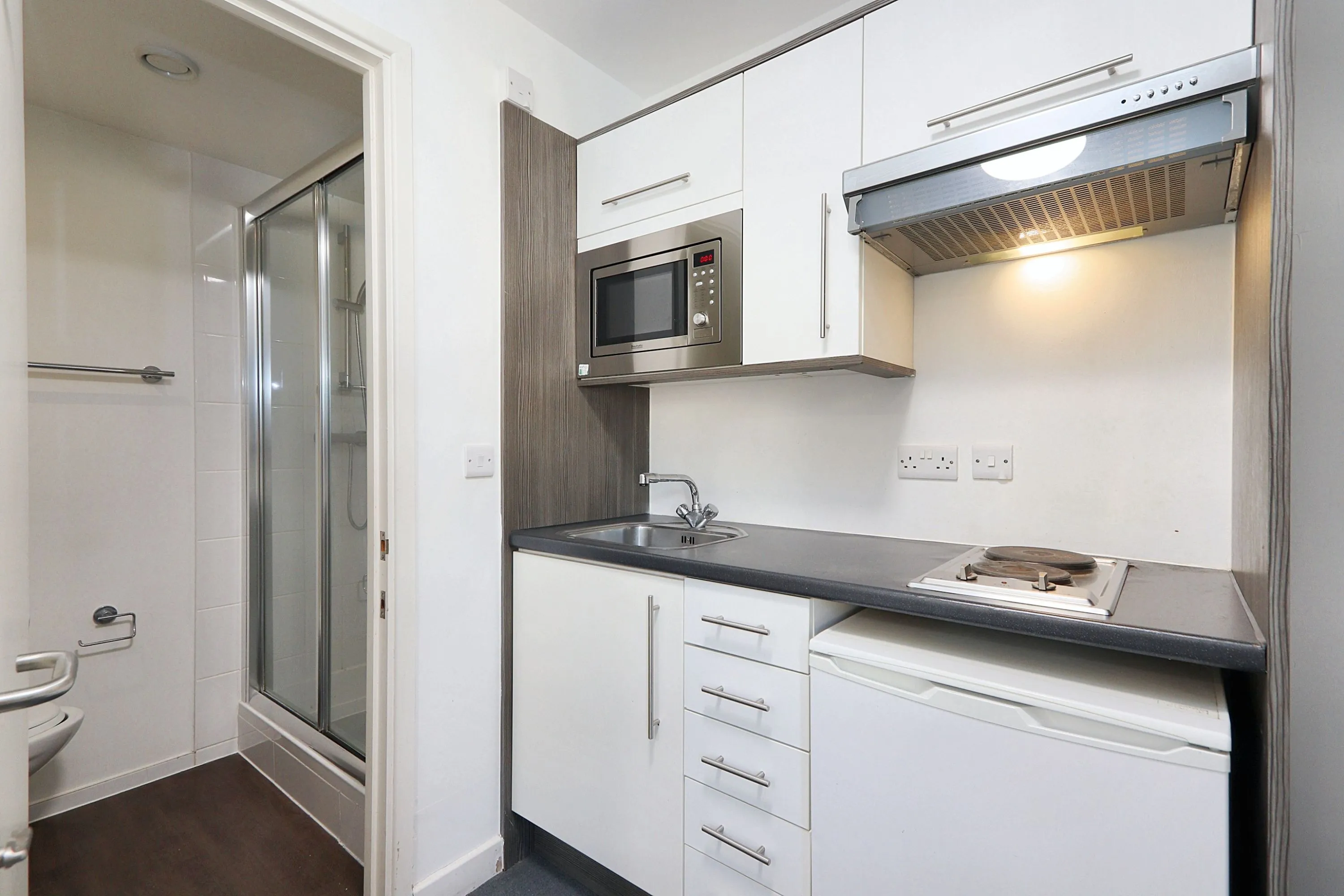 Flat 504 Pearl Works, 2 Howard Lane, Sheffield S1 2FT