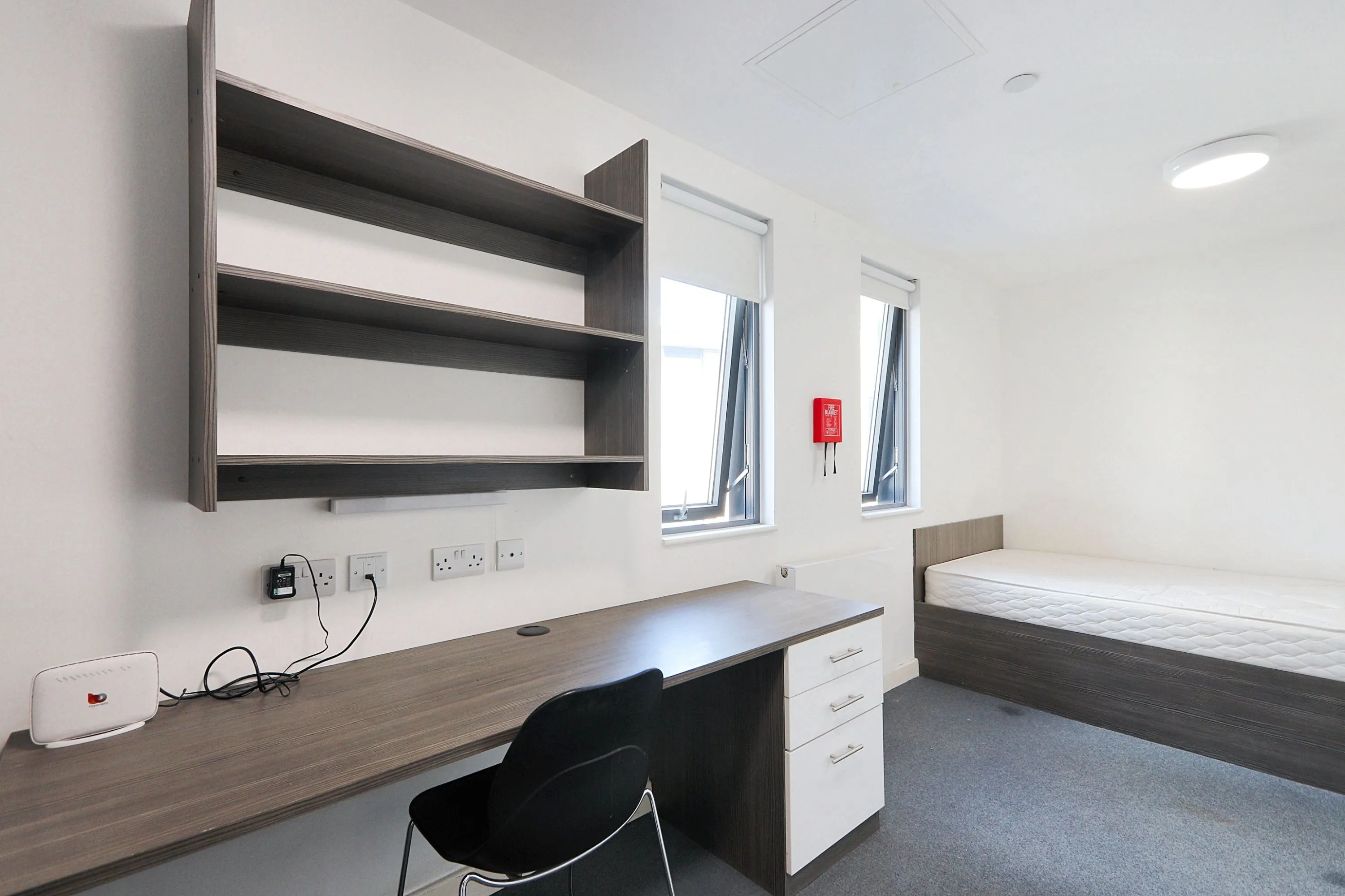 Flat 504 Pearl Works, 2 Howard Lane, Sheffield S1 2FT