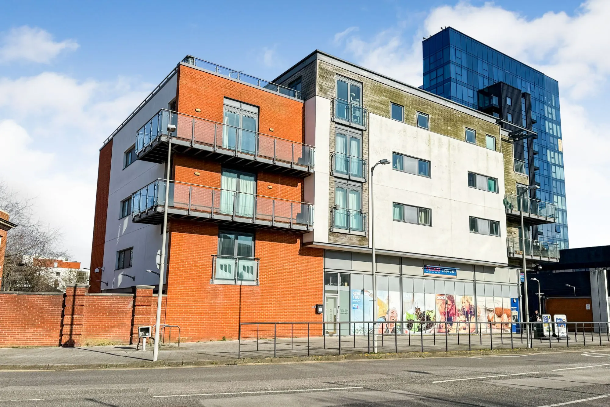 Flat 11, Ranger Court,  1 Ocean Way, Southampton,  SO14 3AG