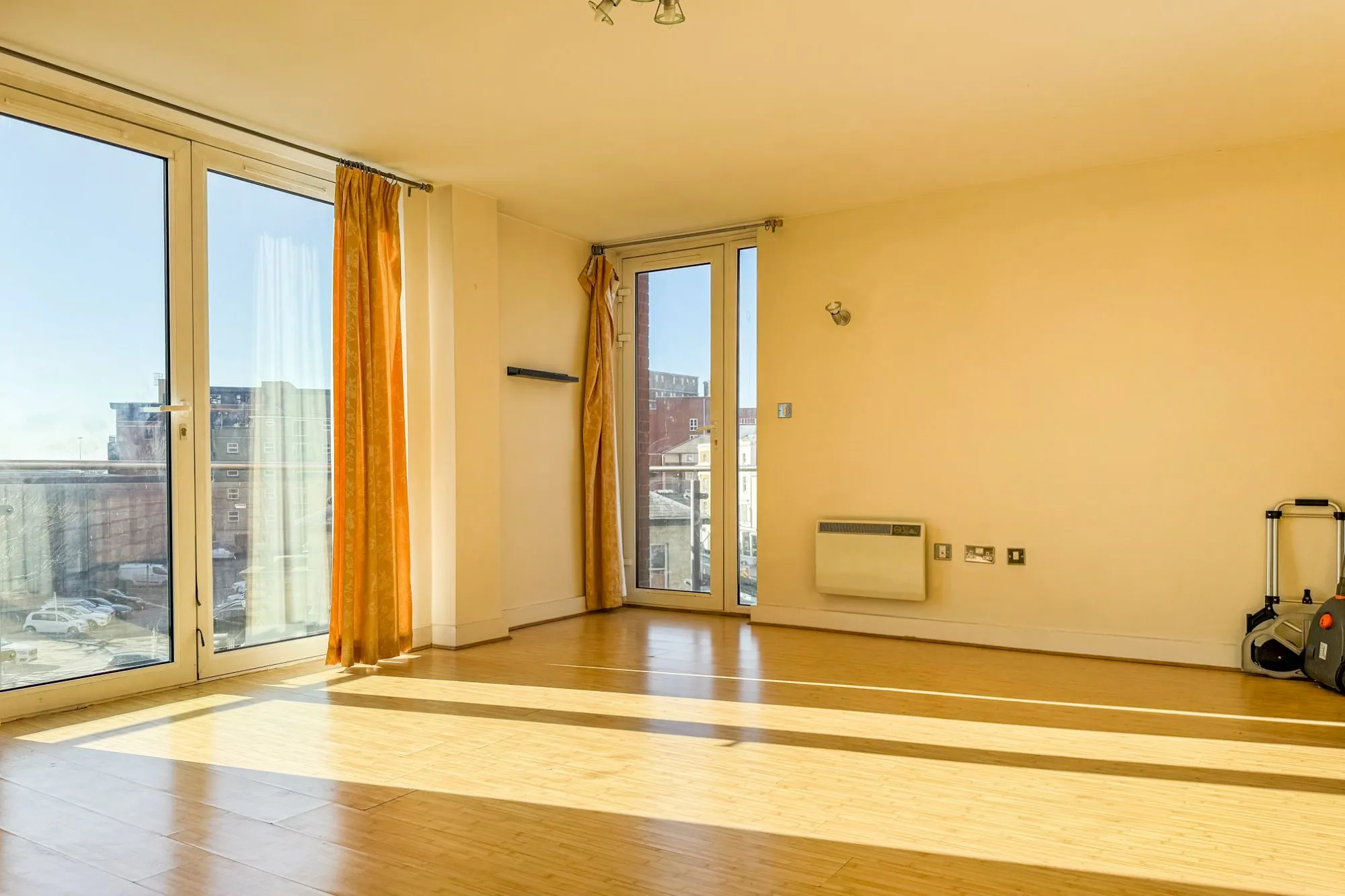 Flat 11, Ranger Court,  1 Ocean Way, Southampton,  SO14 3AG