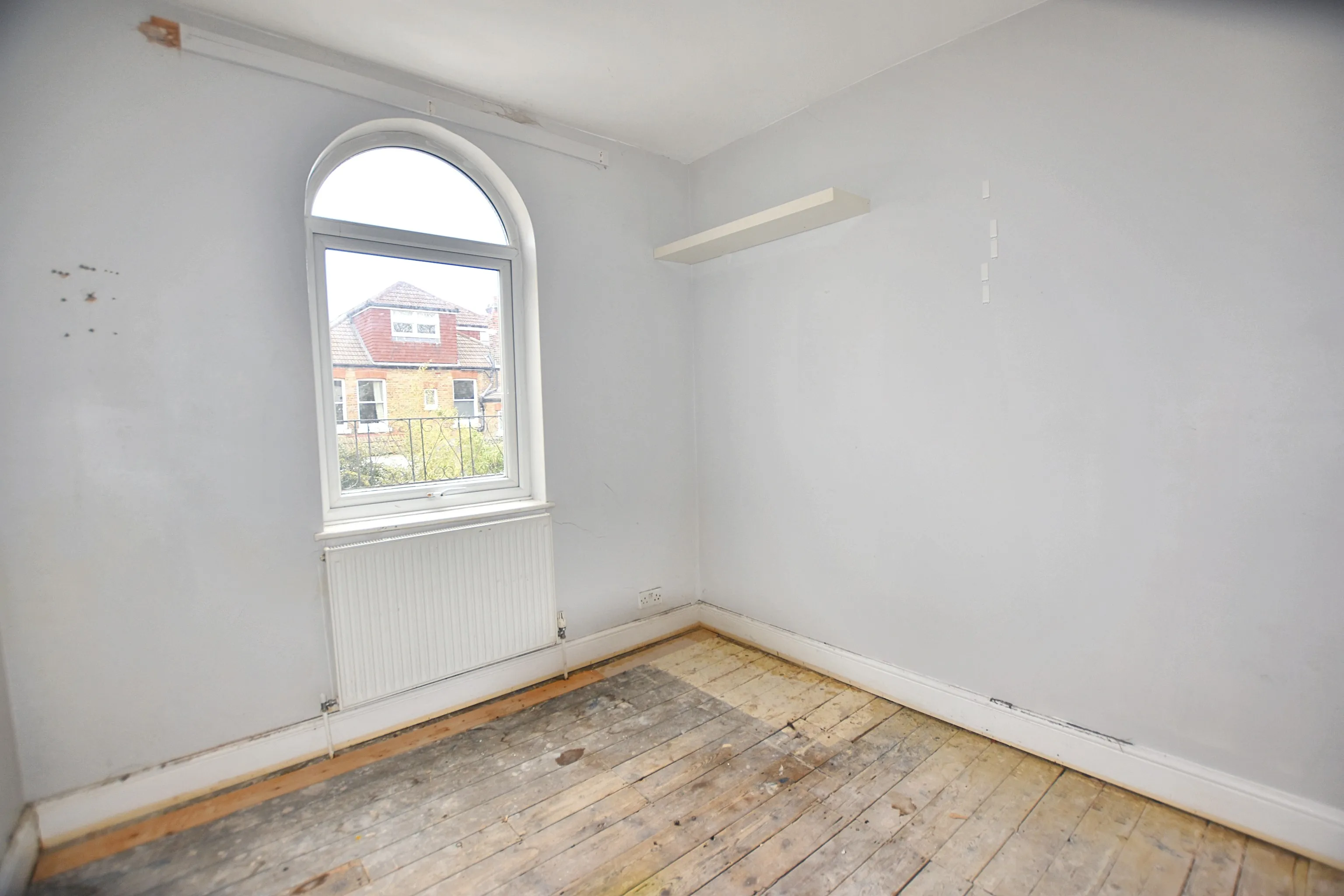 32 Robson Road, West Norwood, London, SE27 9LA