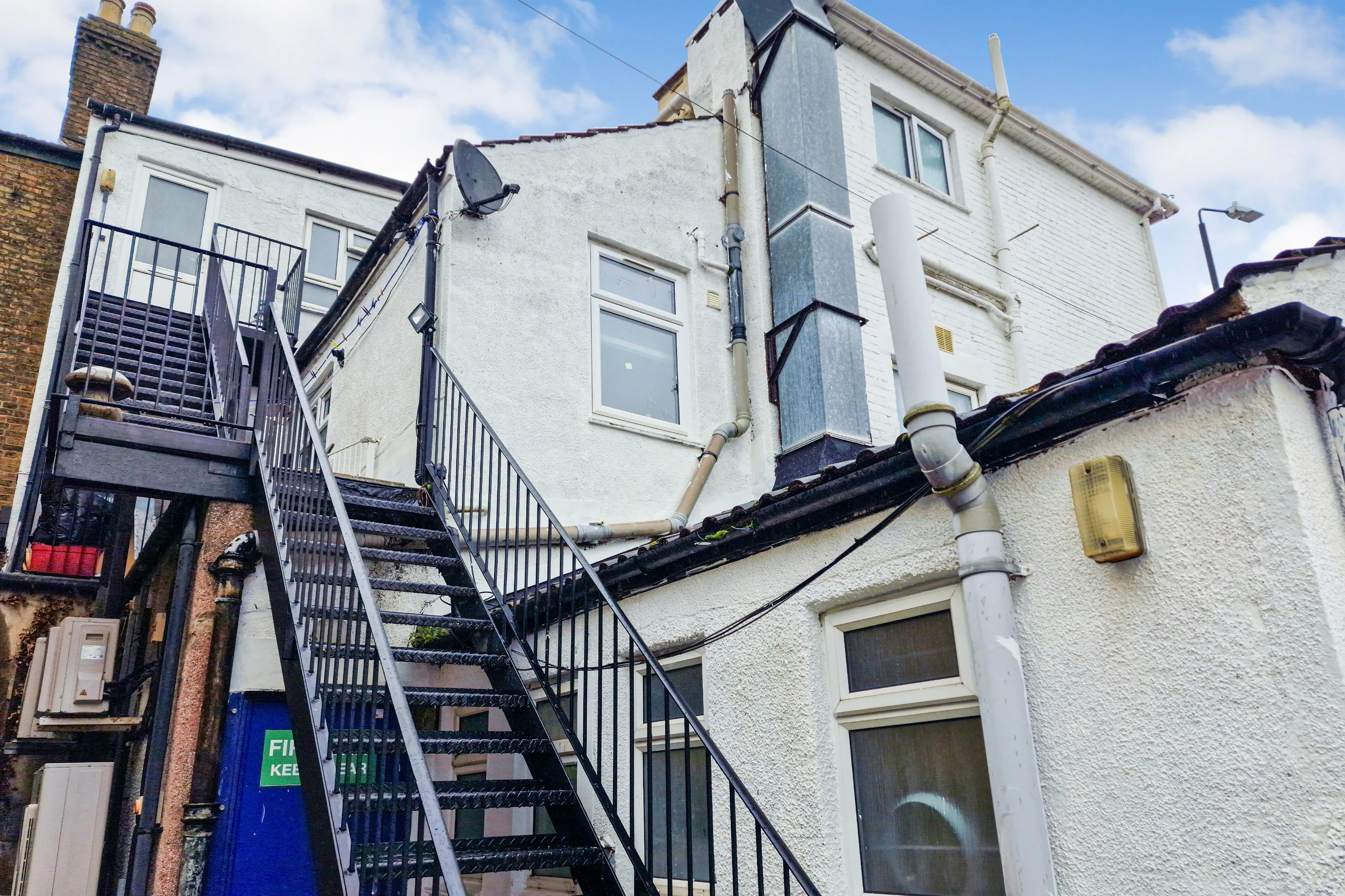 28 High Street, Snodland ME6 5DF