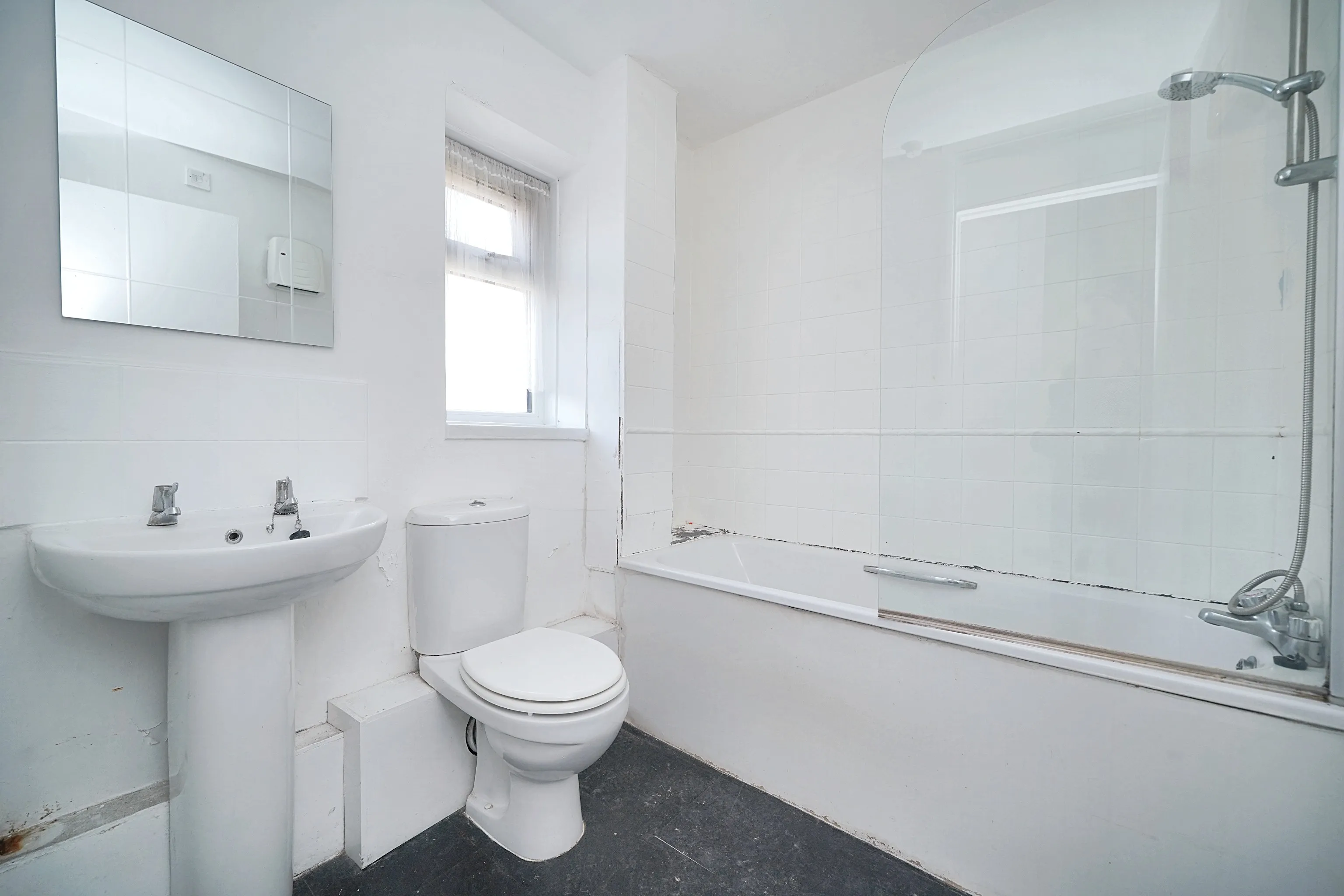Flat 1, 271 Church Road, Northolt, UB5 5AZ