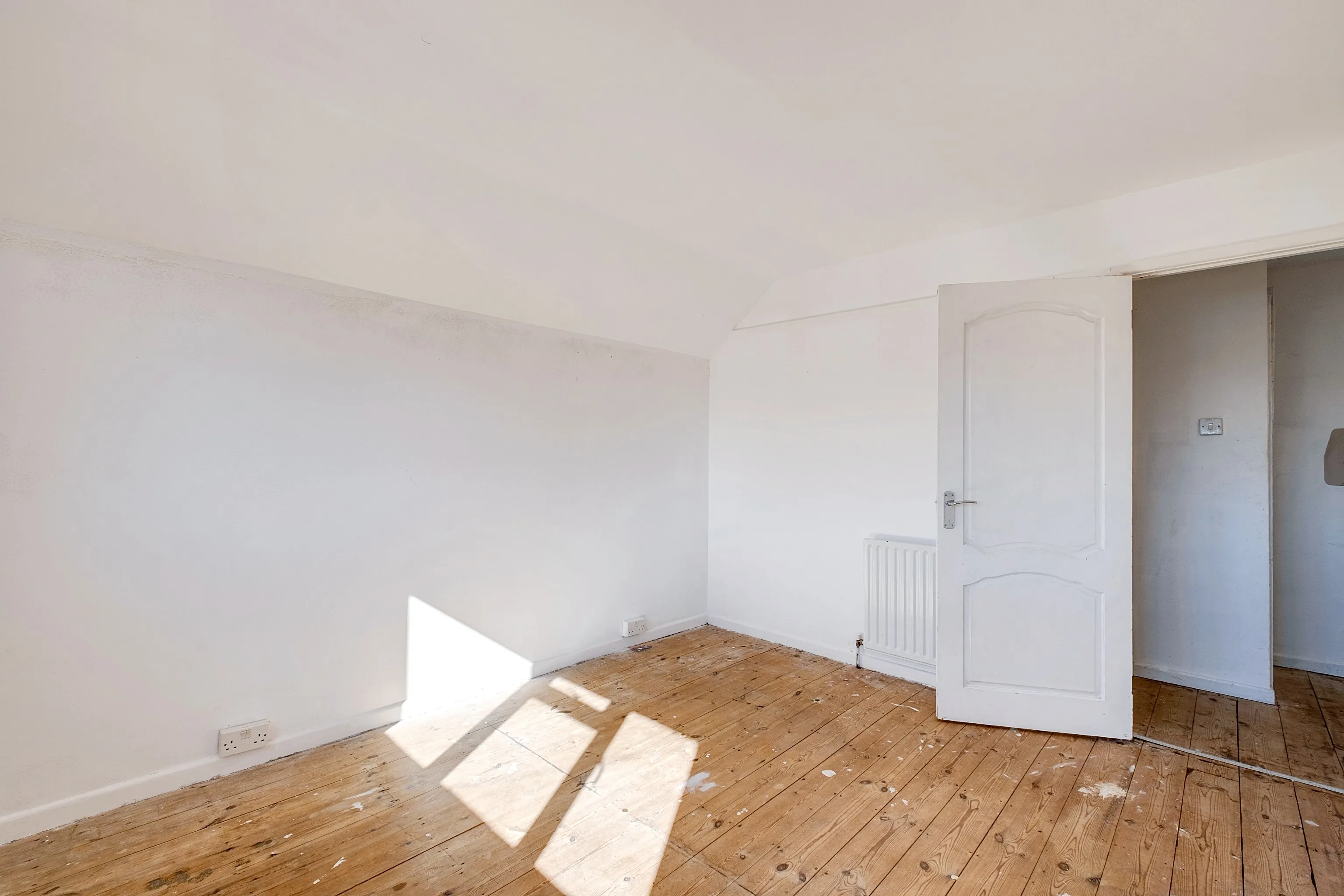 1 Burton Close, Wool, Wareham, Dorset, BH20 6ET