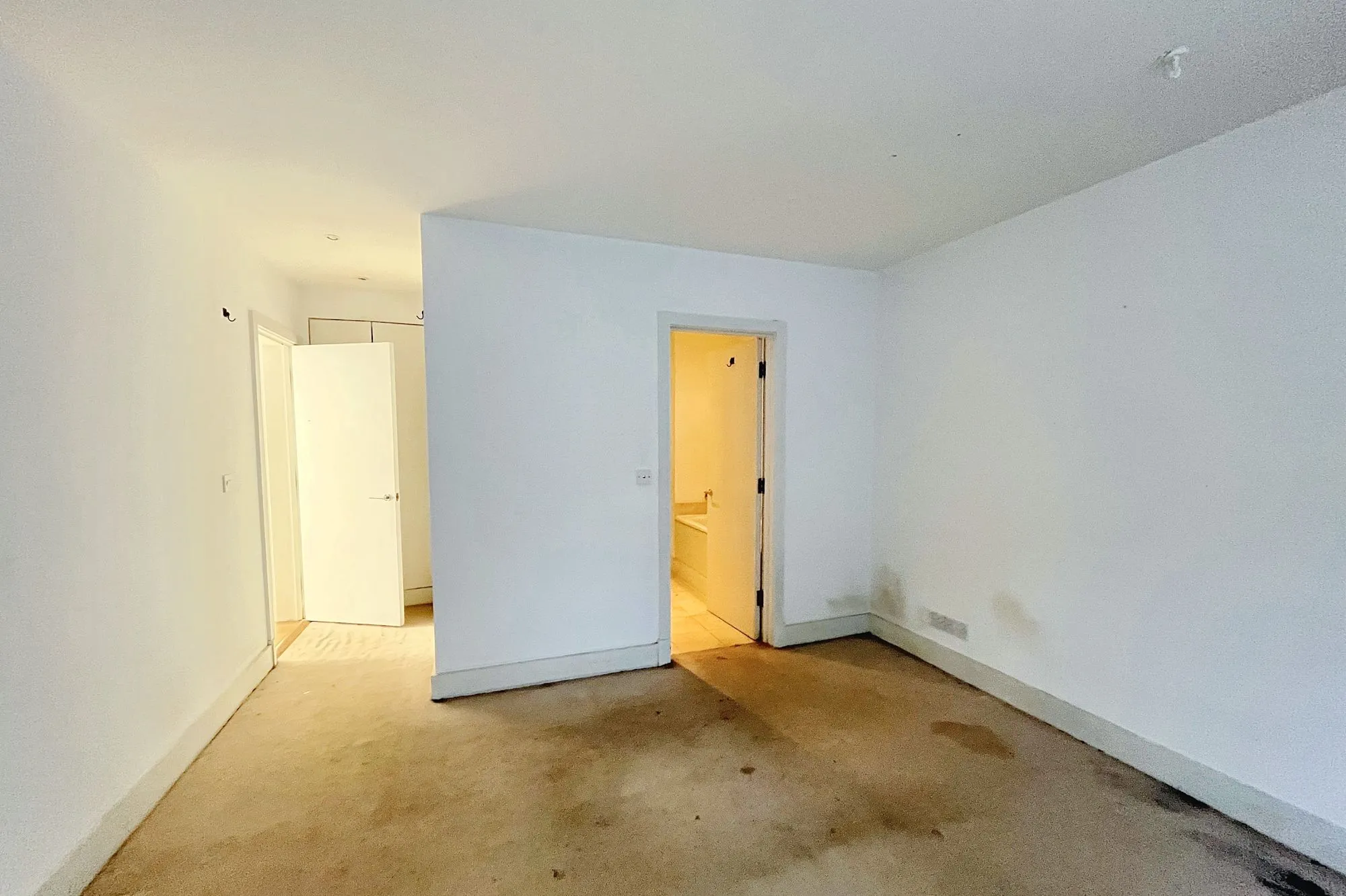 Flat 4, 12 Elm Grove Wimbledon London SW19 4HE