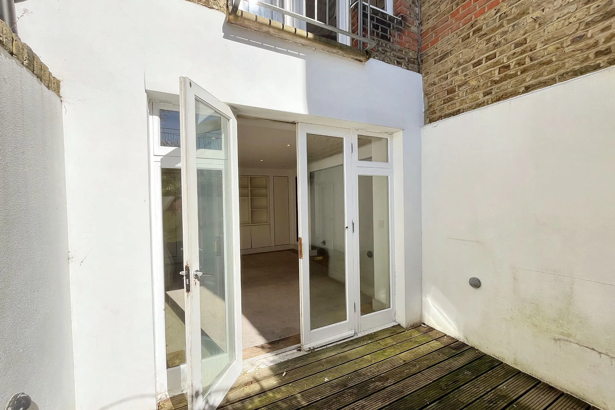 Flat 4, 12 Elm Grove Wimbledon London SW19 4HE