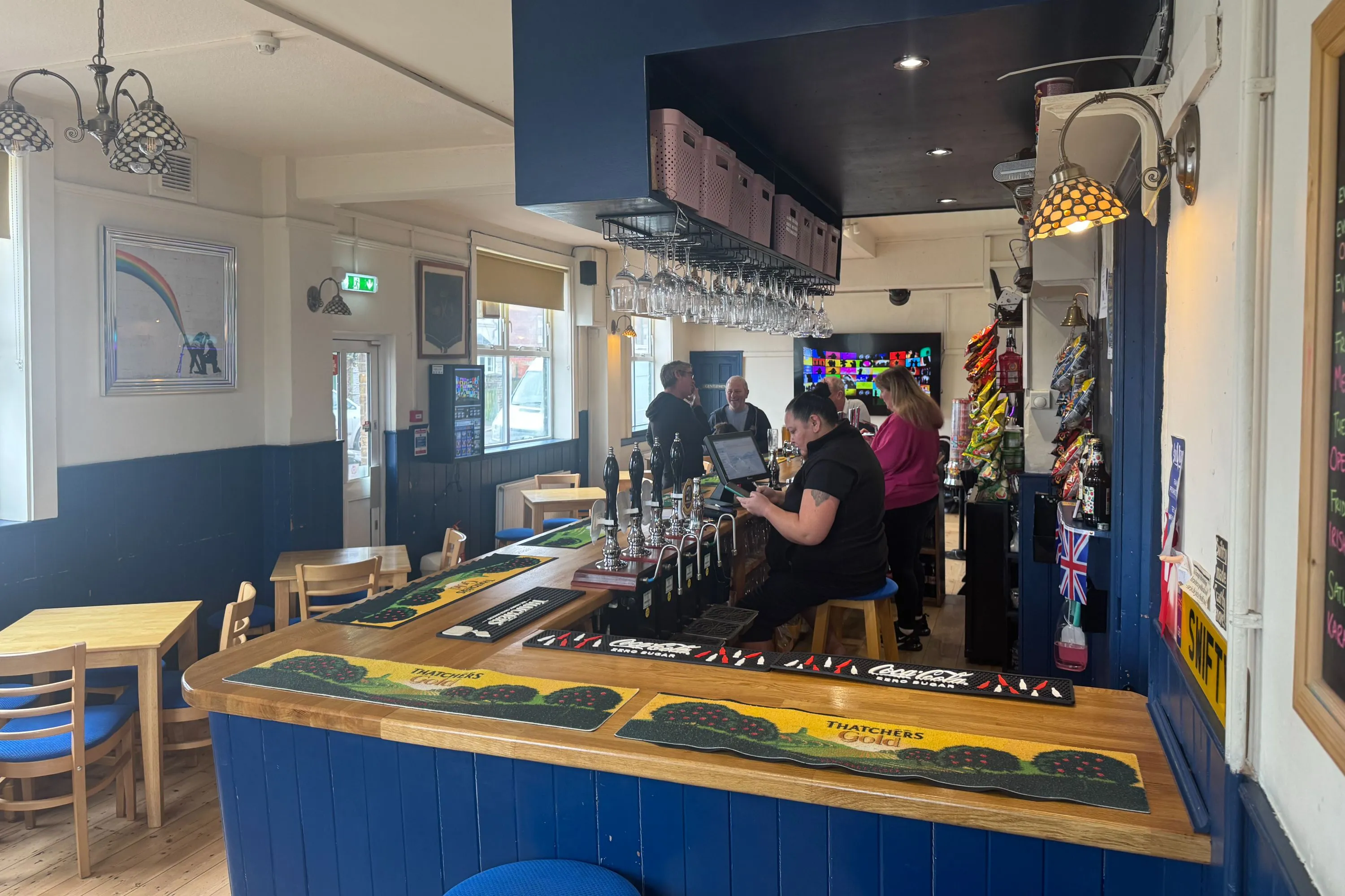 White Lion Public House, 20 Lower Farnham Road, Aldershot GU12 4EA