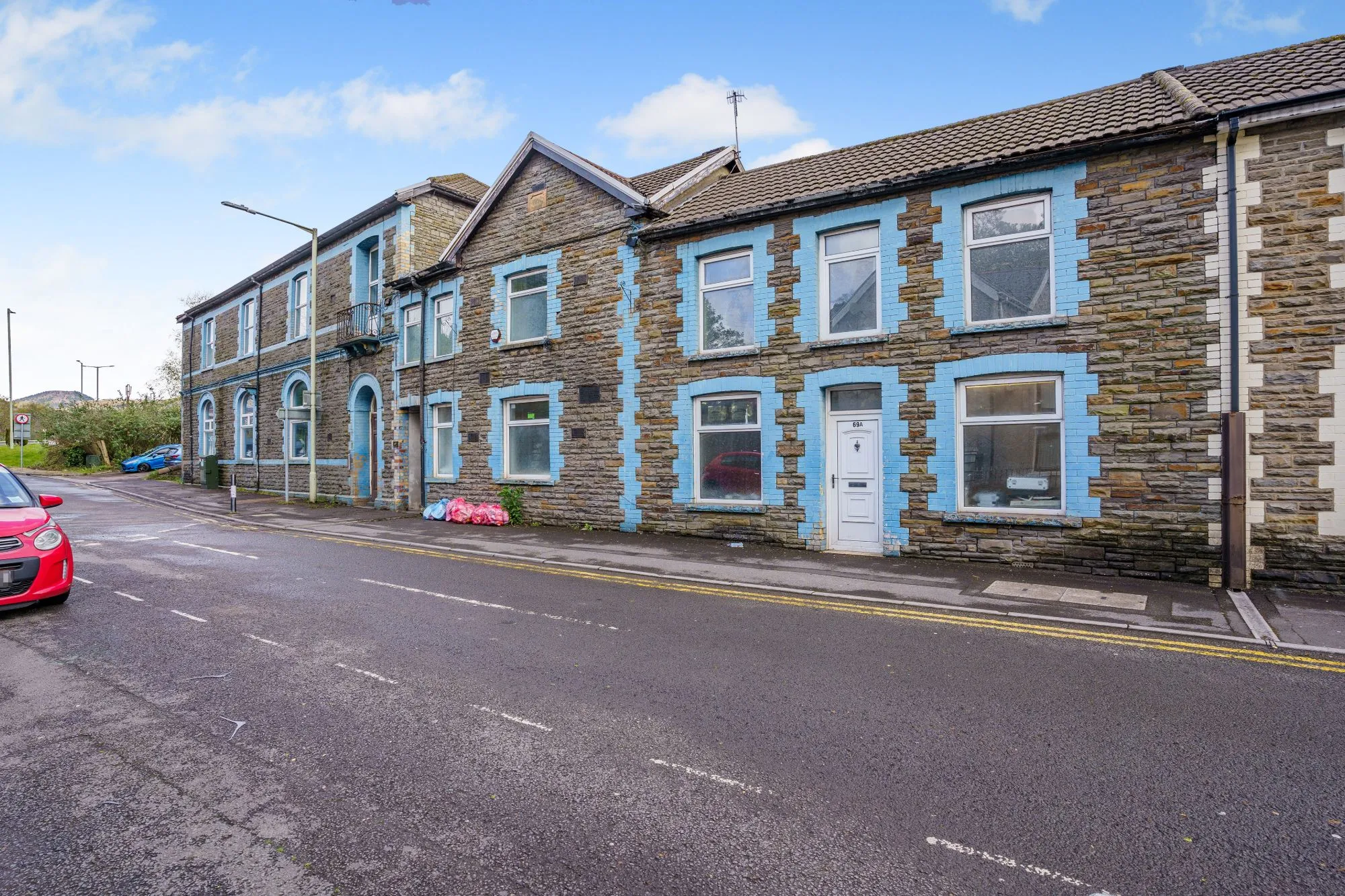 69 Cymmer Rd, Porth CF39 9BE